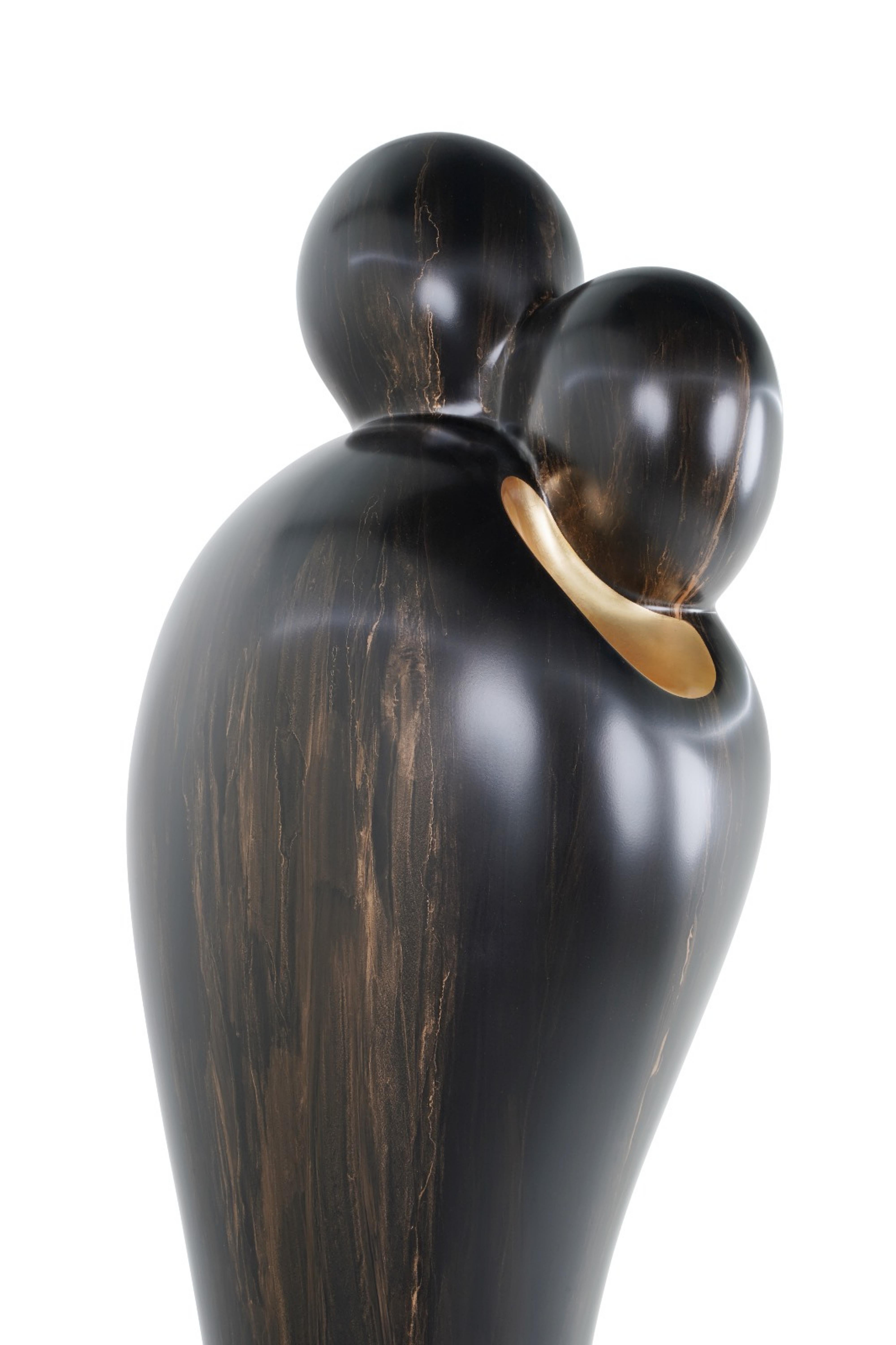 NEUES DESIGN  Skulptur „The Hug“ Limitierte Auflage von 50 Exemplaren in der Welt (Moderne) im Angebot