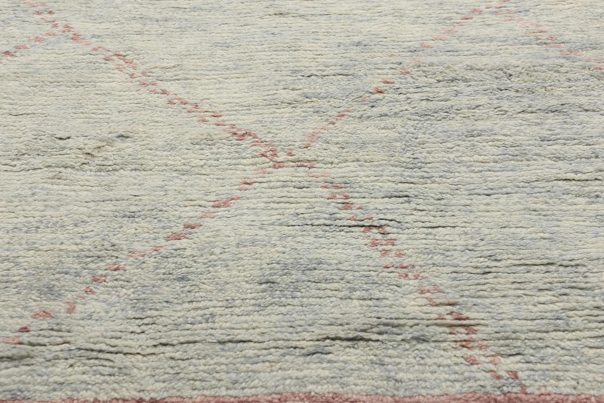 Annodato a mano New Diamond Whisper Tappeto per l'area marocchina contemporanea in vendita