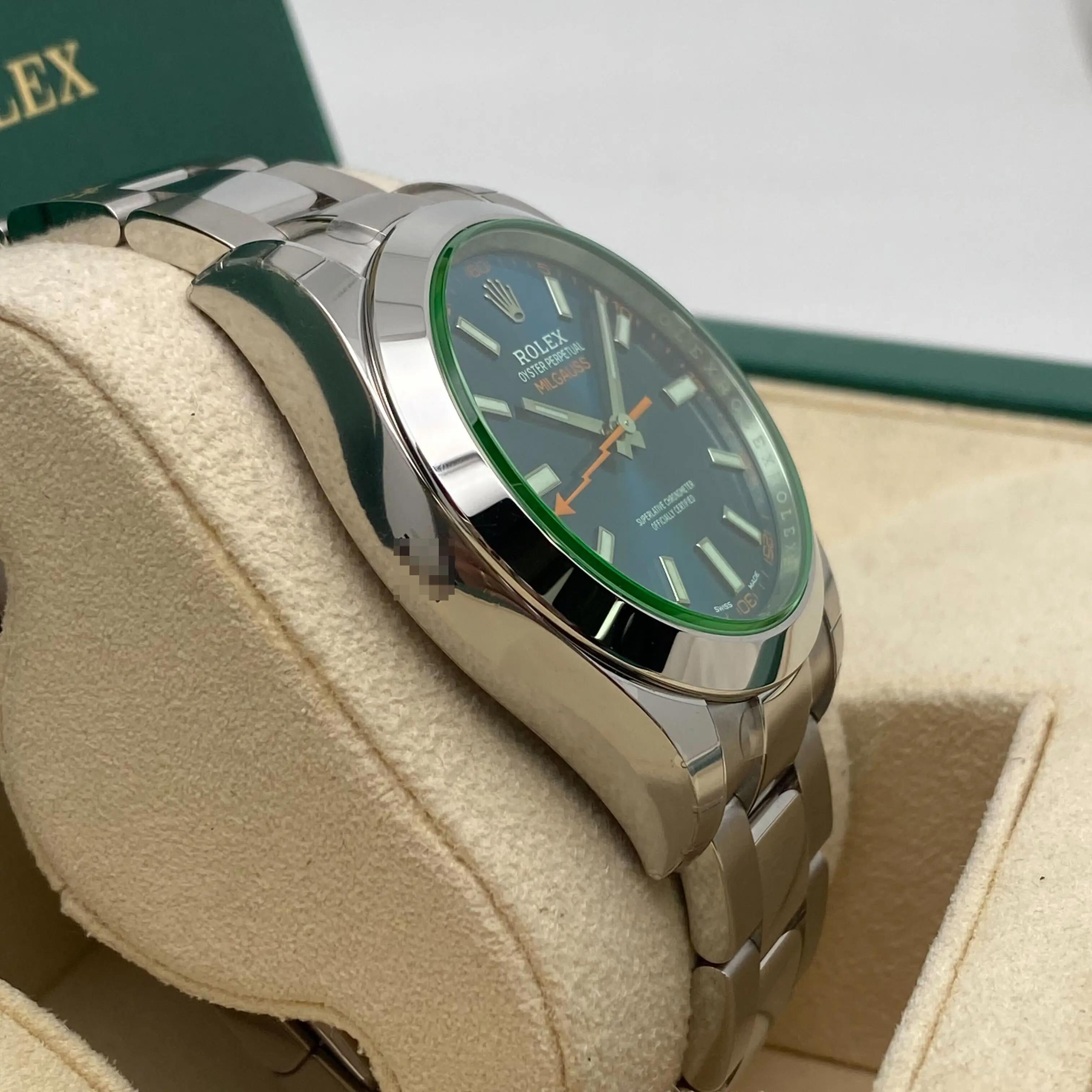 Femenino o masculino NUEVO Reloj descatalogado Rolex Milgauss 40 Acero Z Esfera azul 116400GV en venta