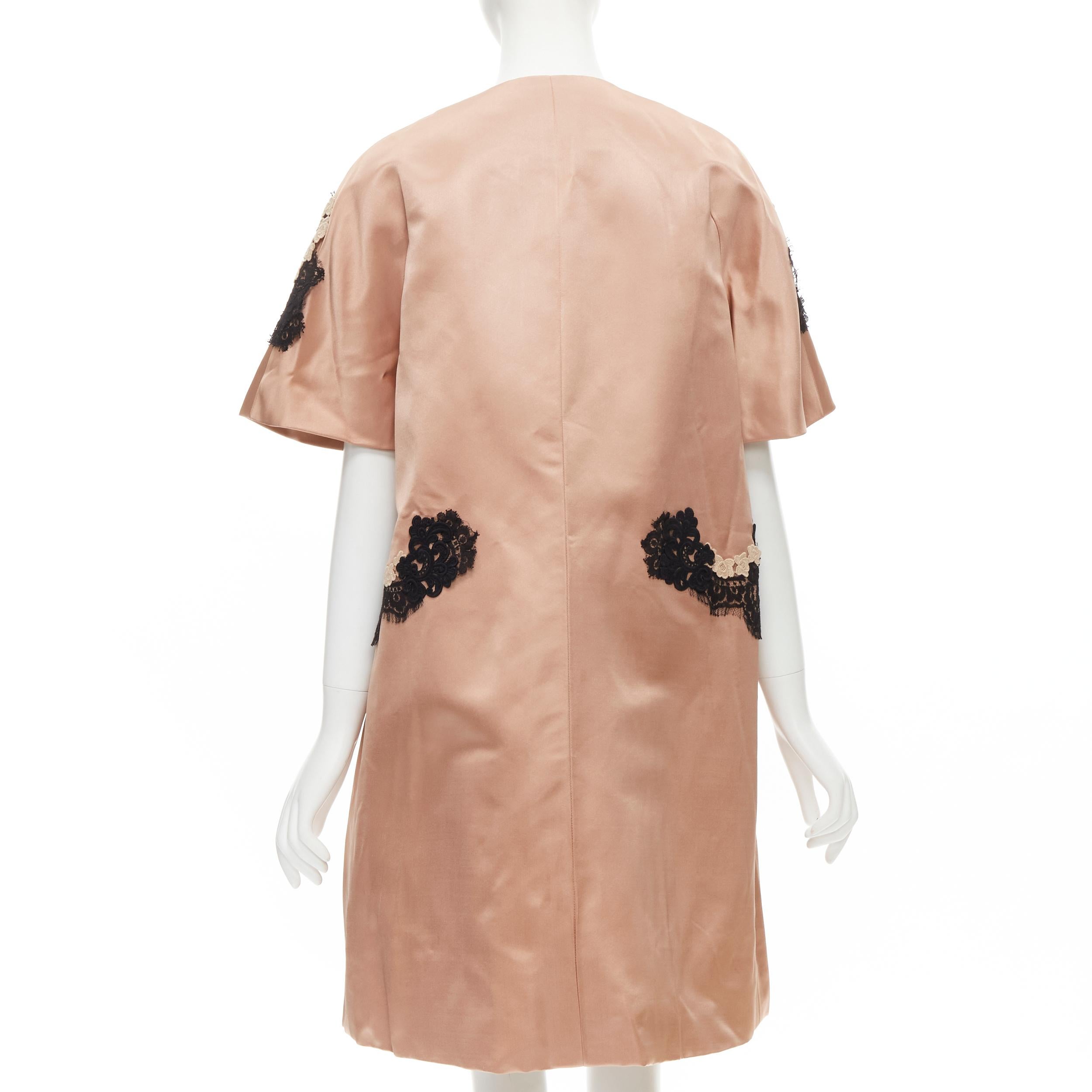 new DOLCE GABBANA blush rose satin lace applique boxy cocoon coat IT36 XS In New Condition In Hong Kong, NT