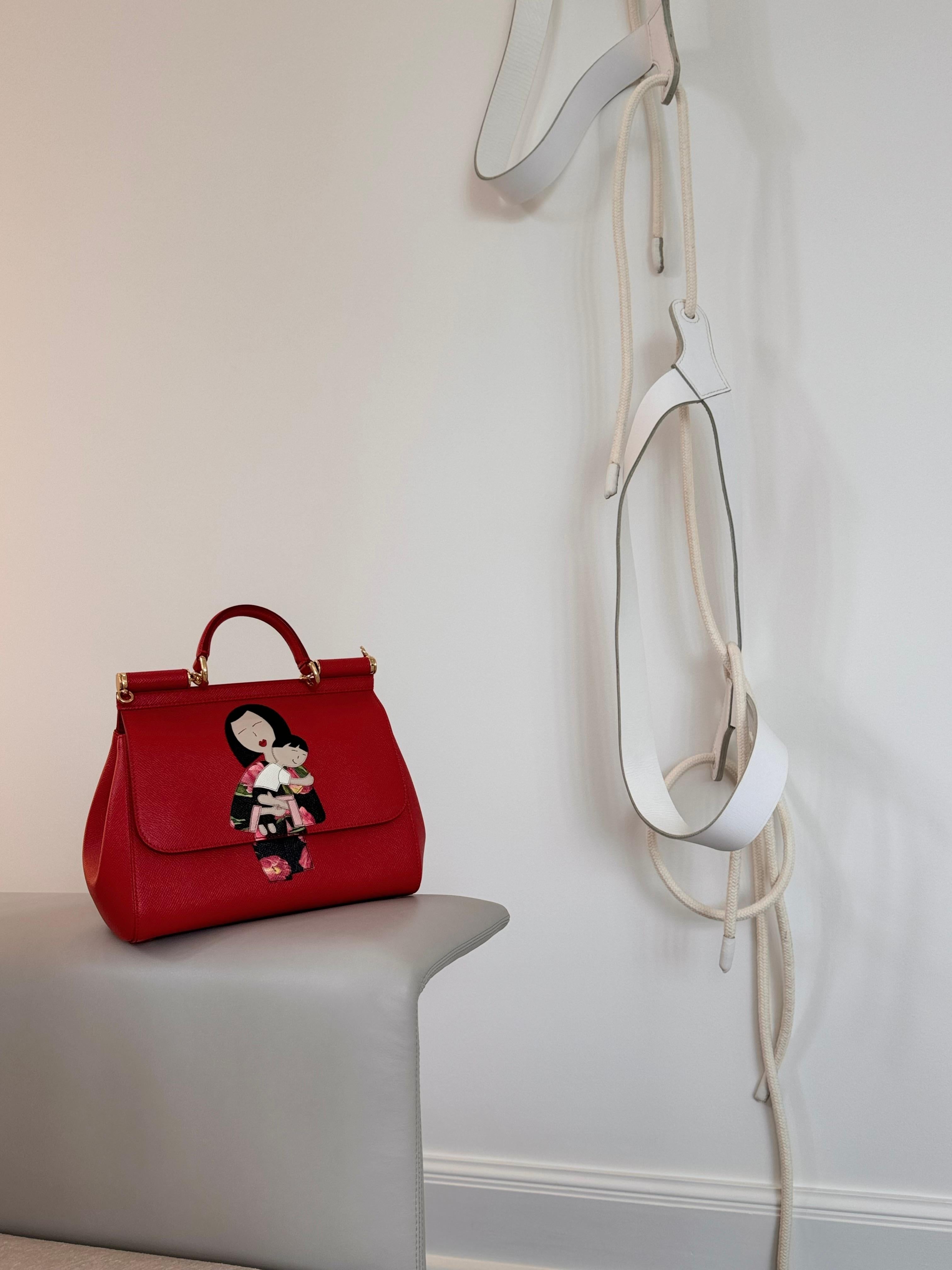 NEW Dolce & Gabbana Family Print Sicily Red Leather Tote Shoulder Structured Bag For Sale 6
