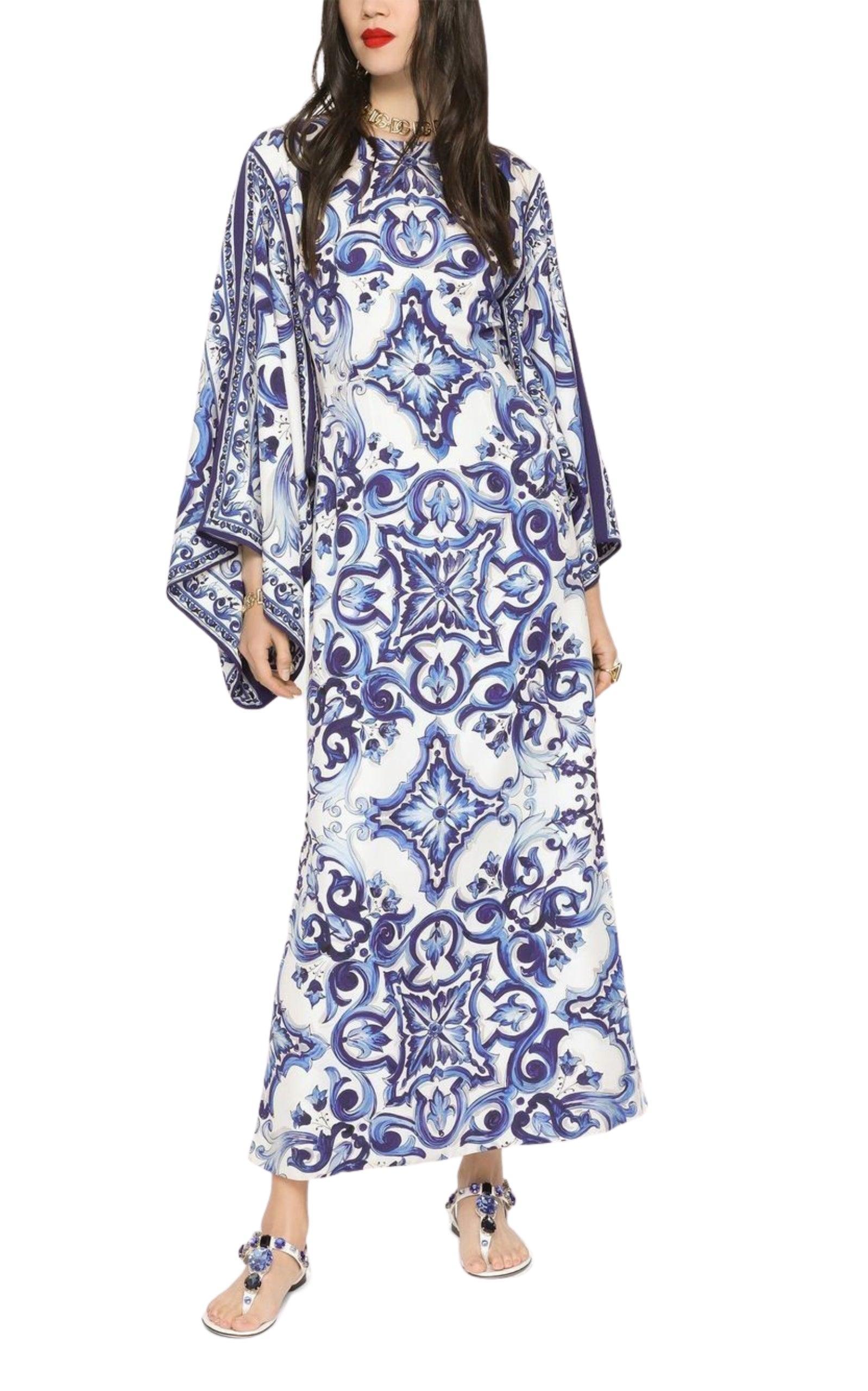 Gray New Dolce & Gabbana Scarf-print Silk Charmeuse Maxi Dress IT 40/ US 4 For Sale