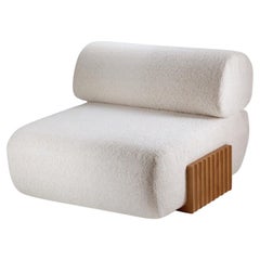 NOUVEAU ! DOOQ ! The Modernity Fauteuil Carmel 1m en Bouclé blanc et pieds en Wood Wood