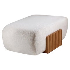 NOUVEAU ! DOOQ ! The Moderns Pouf Rectangulaire en Bouclé Blanc et Pieds en Wood Woods