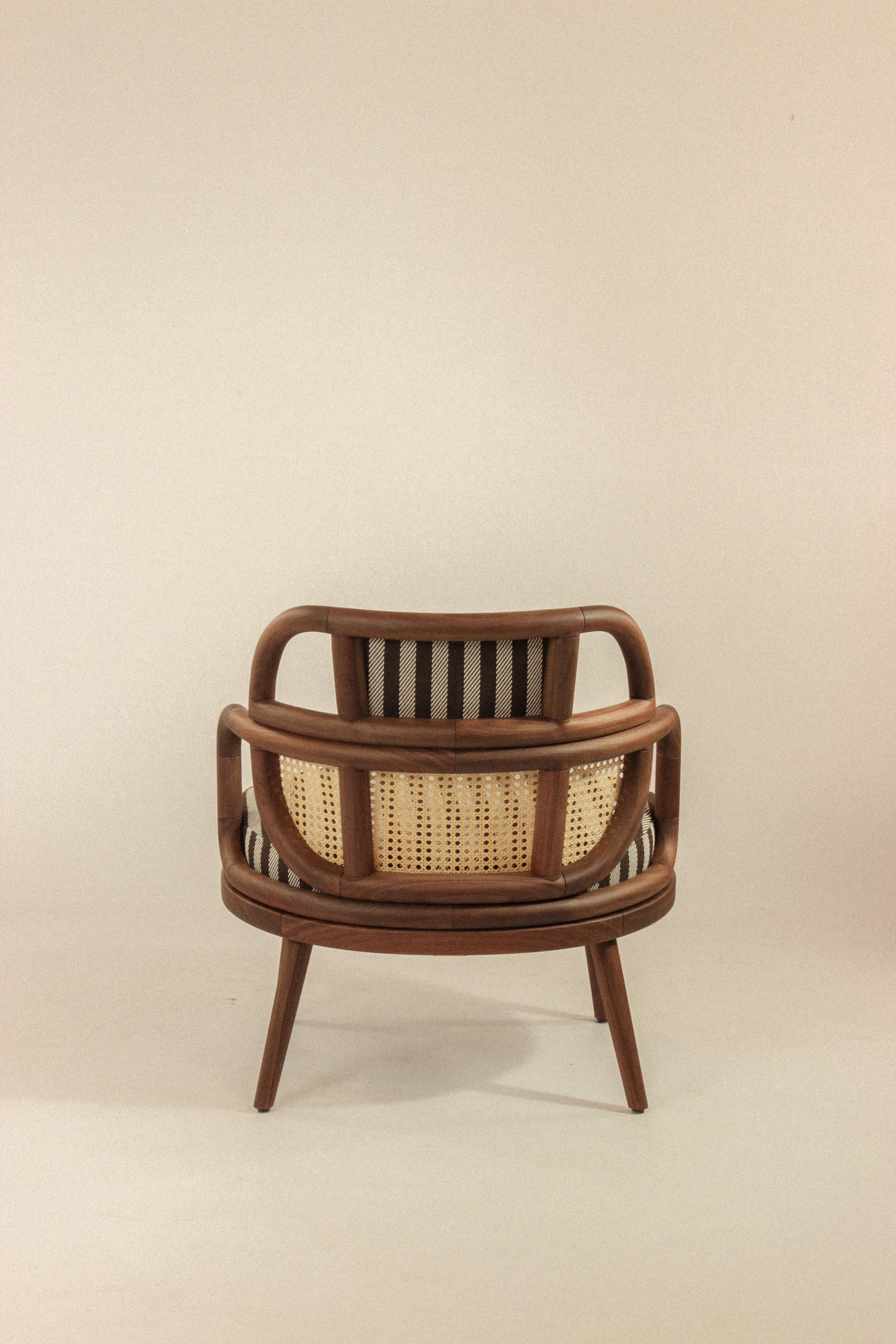 Contemporary NEW! DOOQ! Modern Armchair Havana in Walnut and Brown For Sale