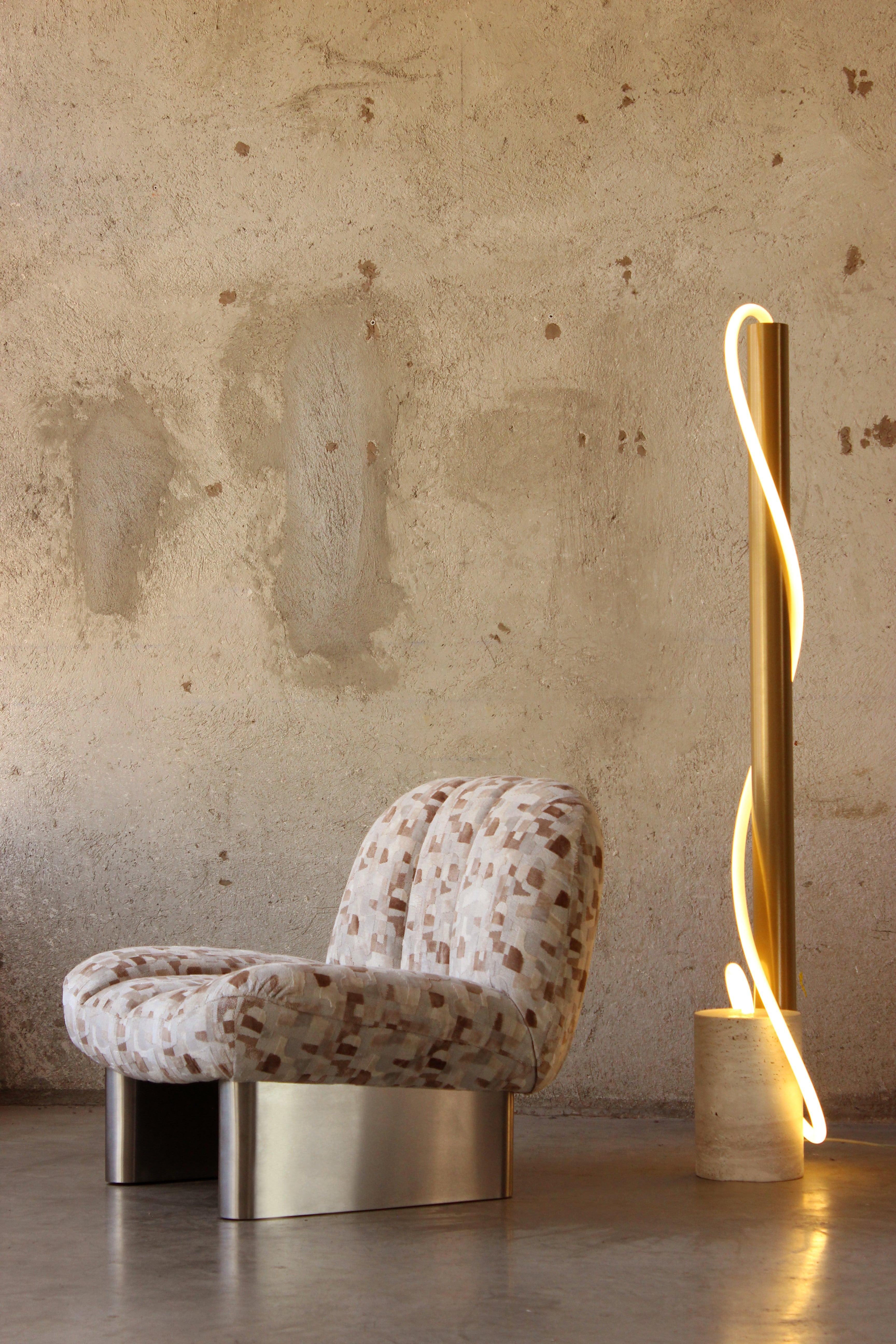 NEU! Dooq! Moderner Colin Sessel in Grau, Brown und Holzfüßen im Angebot 7