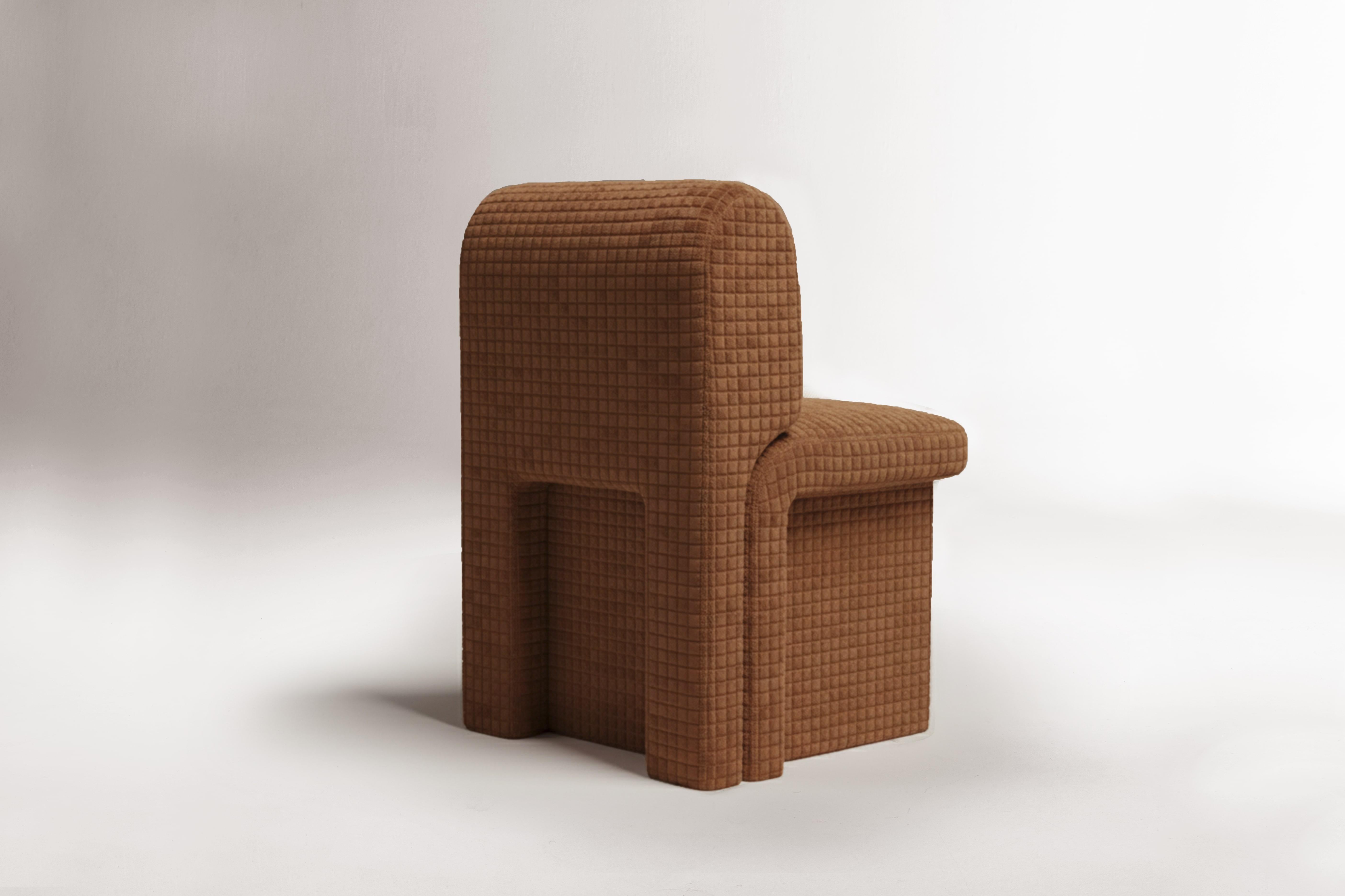NEU! DOOQ! MODERN! Slide Chair in Hellbraun im Angebot 1