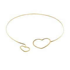 Neuer Doppelherz-Armreif aus Gold mit Noose-Beschlägen aus 18 Karat Gelbgold