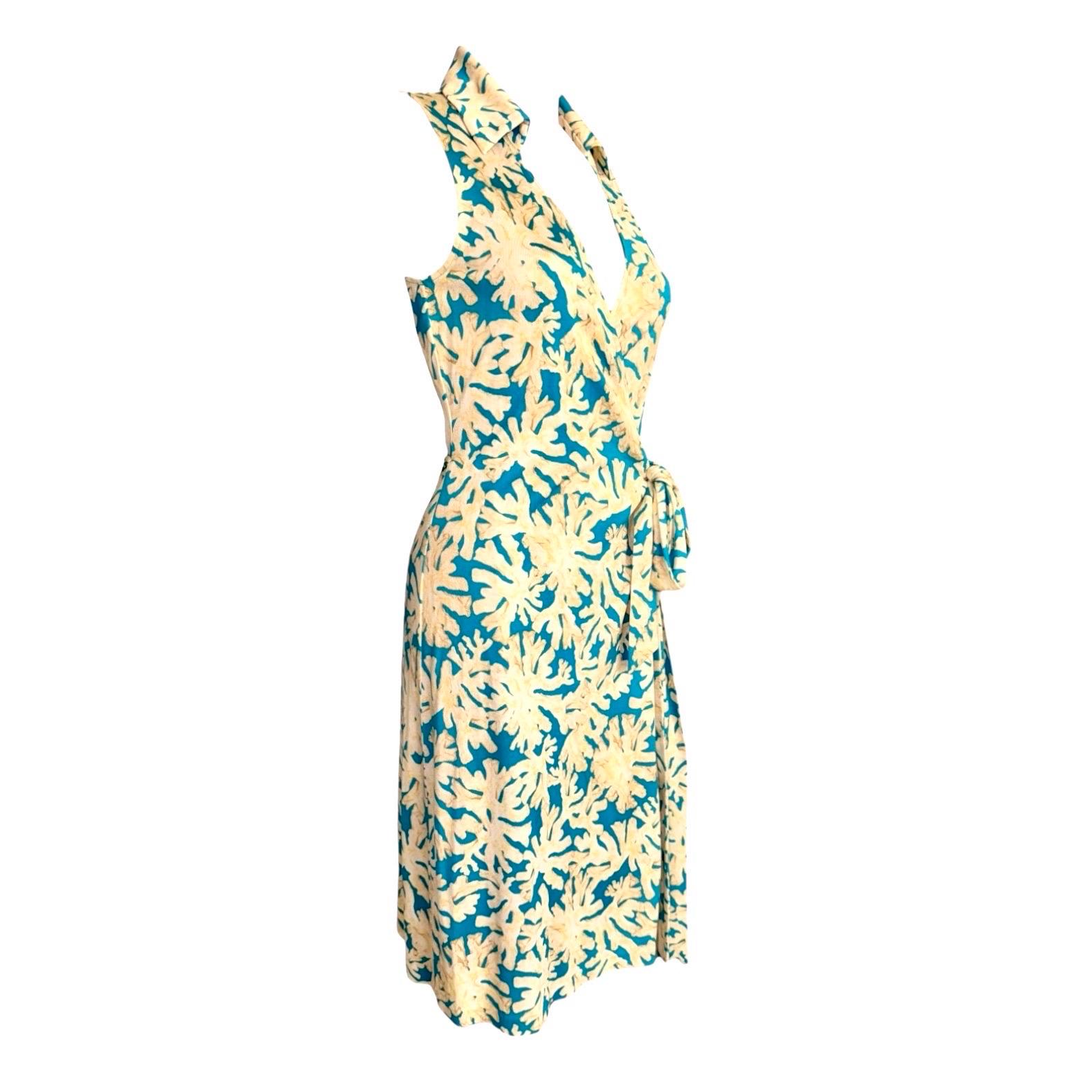 Stunning Diane von Furstenberg Signature Print Dress
Wonderful coral print with turquoise background
Mid length
Wrap style, adjustable
Finest silk jersey
100% pure silk
Rare piece. Impossible to find!
New, unworn
Size 6 US

Forty years after