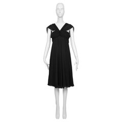 NUEVO Vestido negro de gasa con cuello en V y cuerpo drapeado de LA PERLA de principios de los 2000