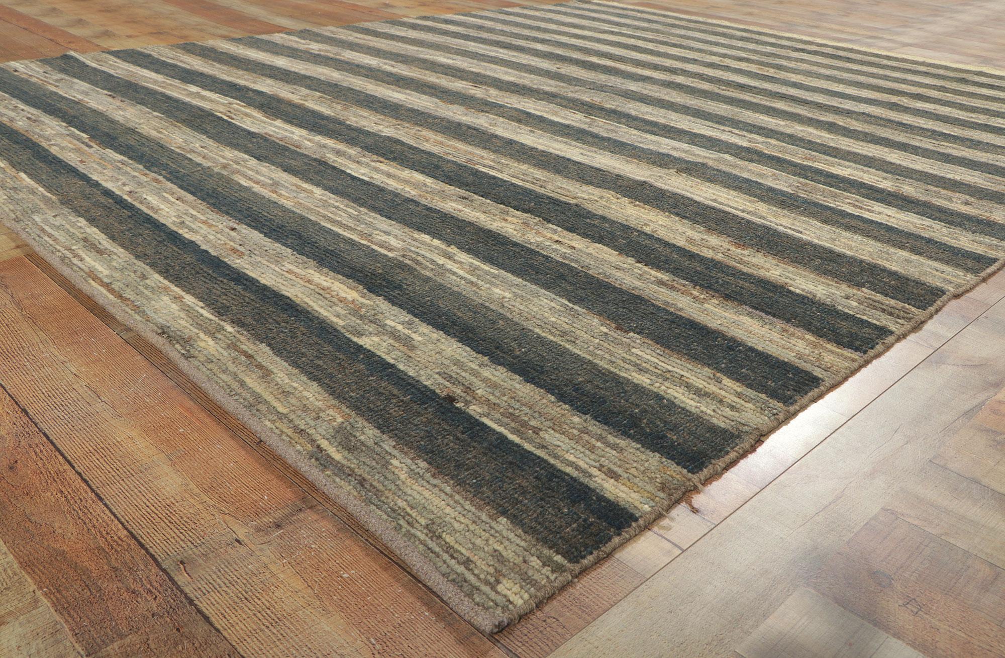 XXIe siècle et contemporain Tapis marocain moderne et organique Canyon Strata, 08'03 x 10'03 en vente