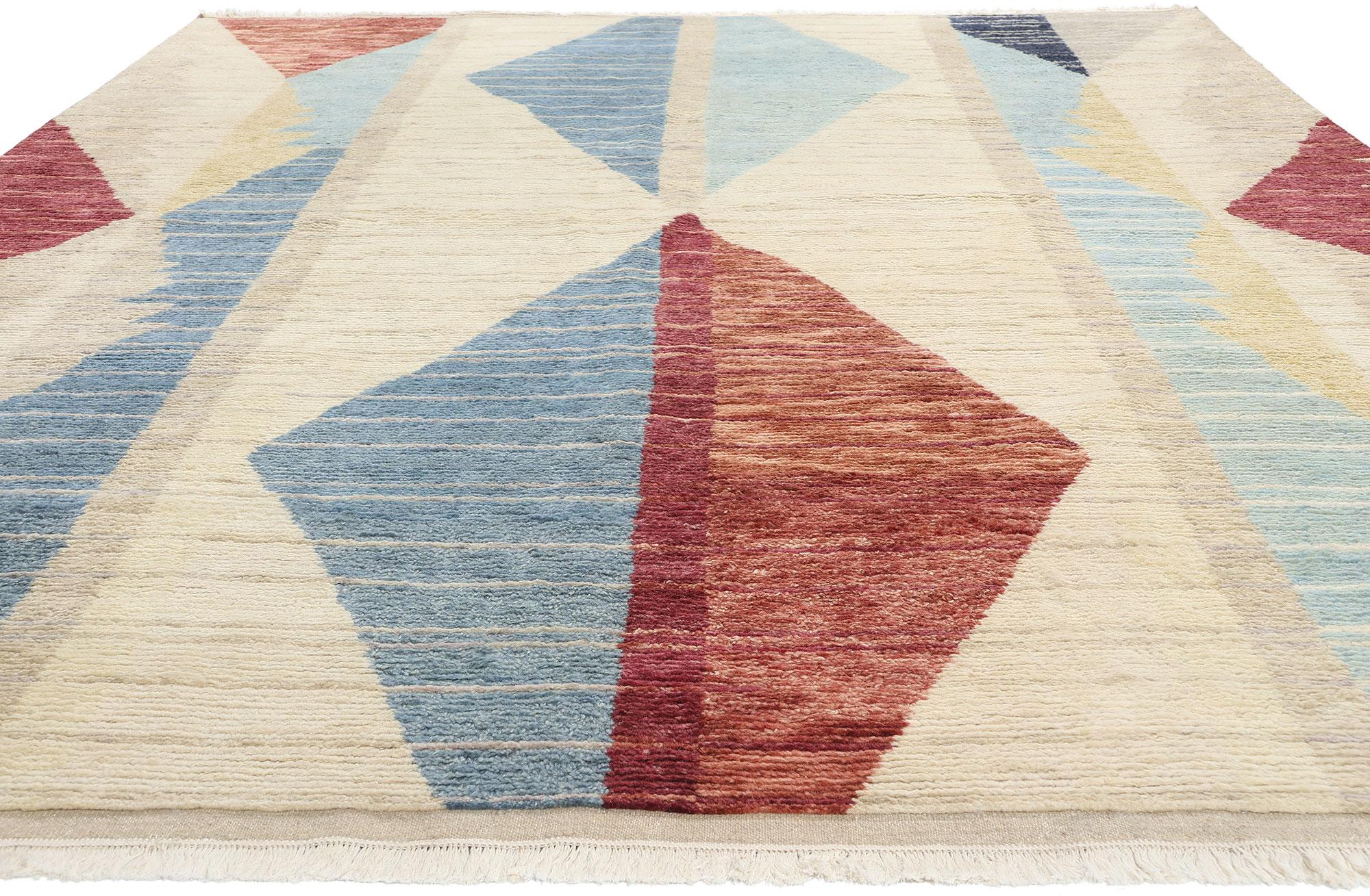 Bohemian New Earth-Tone Contemporary Geometric Moroccan Rug For Sale