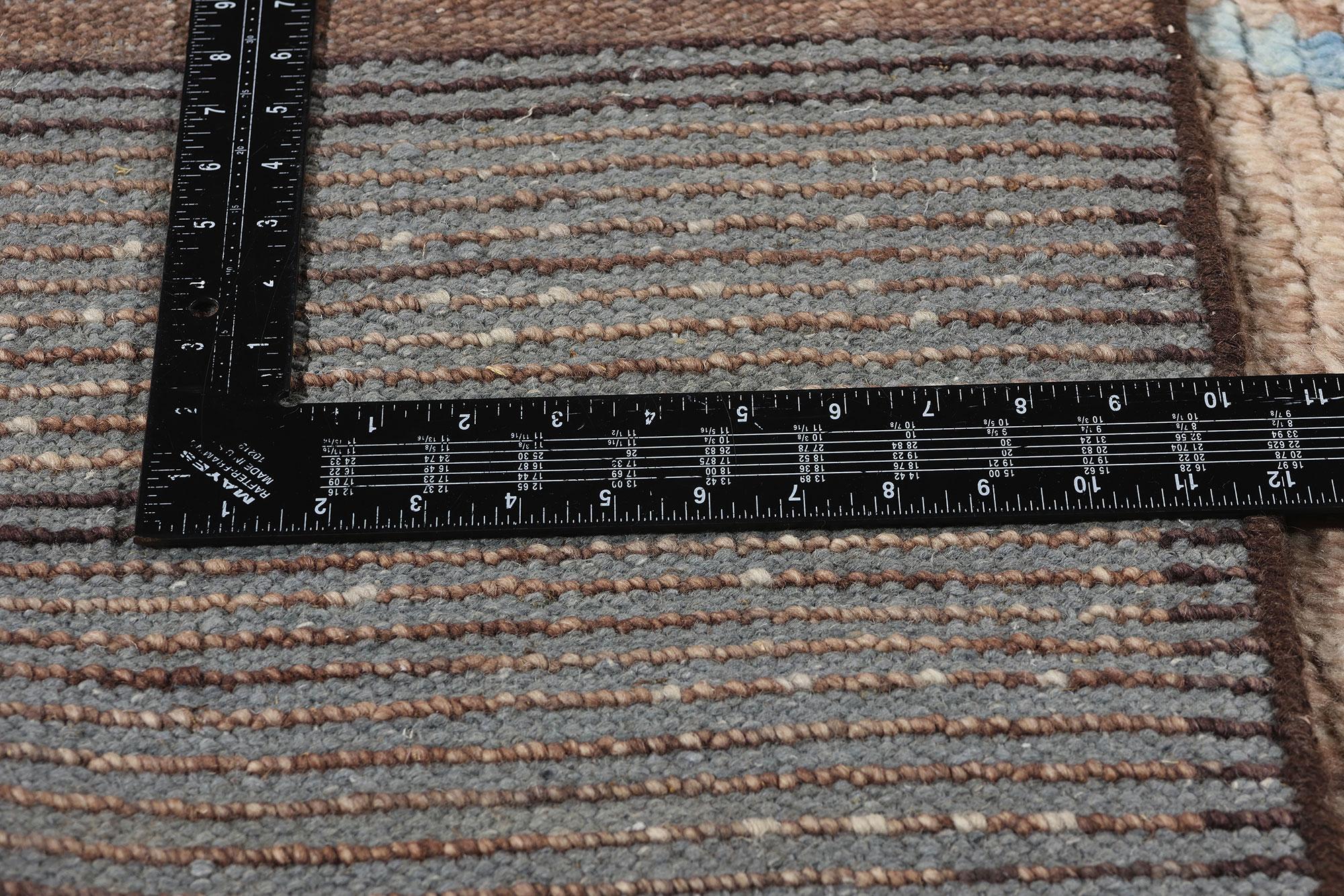 New Earth-Tone Diamonds Contemporary Moroccan Area Rug im Zustand „Neu“ im Angebot in Dallas, TX