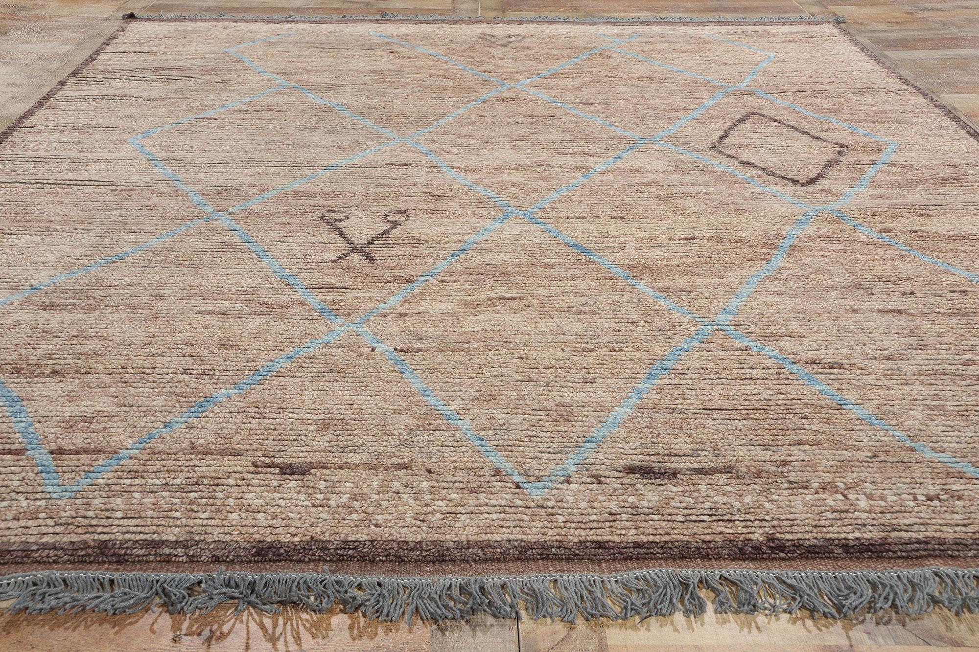 New Earth-Tone Diamonds Contemporary Moroccan Area Rug (Wolle) im Angebot