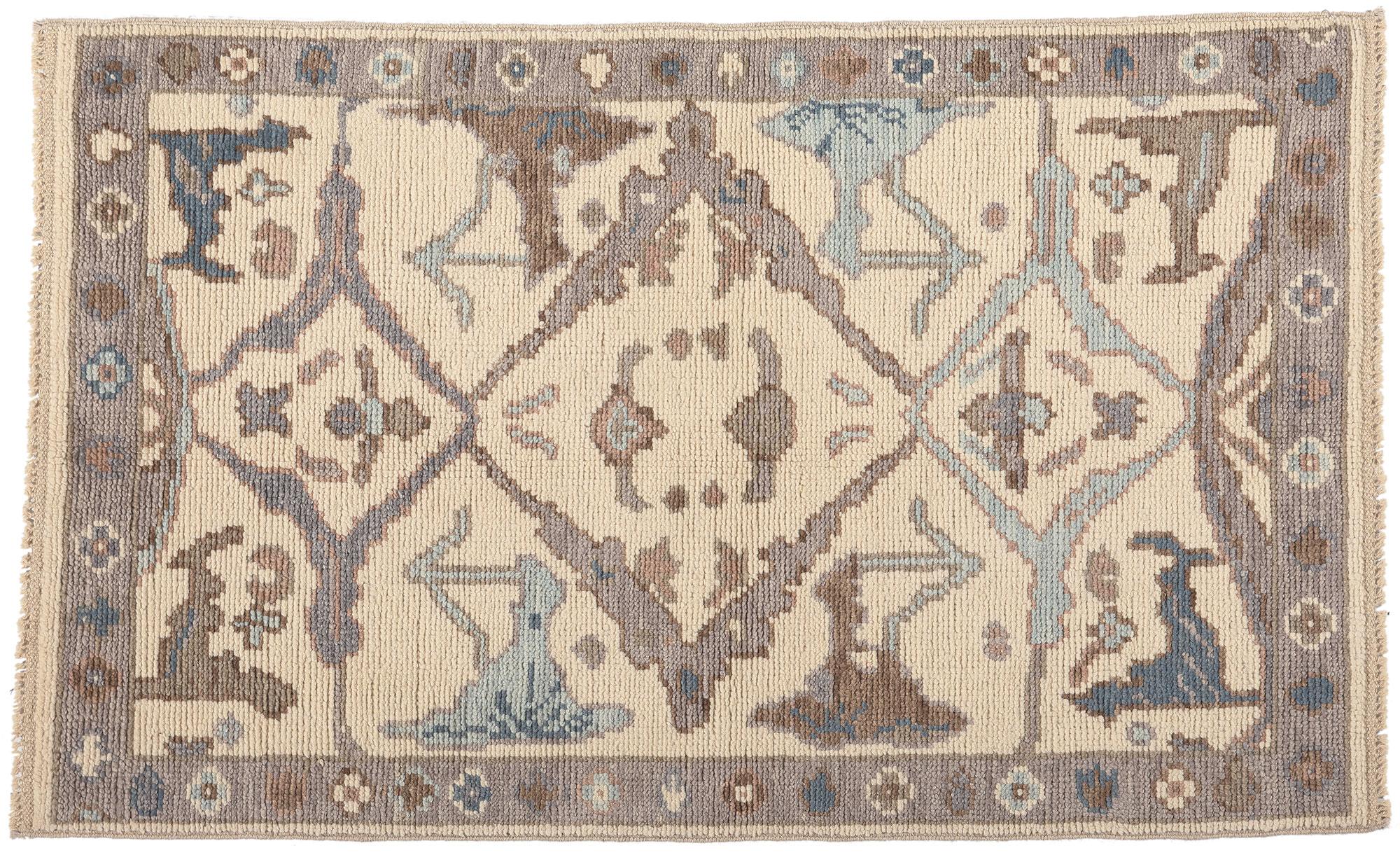New Earth-Tone Modern Oushak Rug, Effortlessly Chic and Versatile For Sale 3