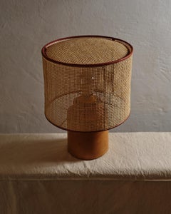 Neuausgabe 2025 Medium Sonora Rattan-Tischlampe von NASSI, Medium