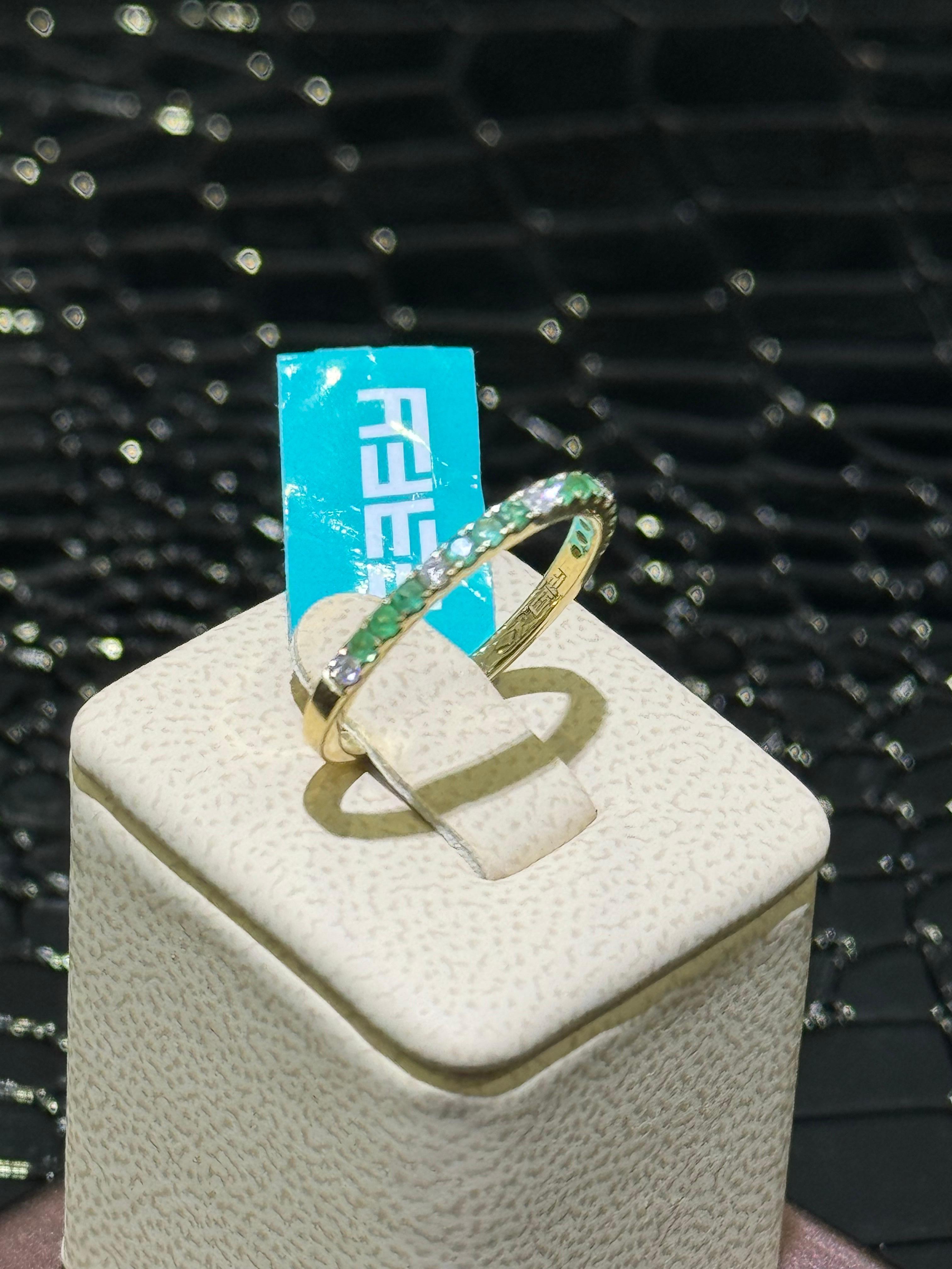 Women's New Effy Emerald & Diamond Ring In 14k For Sale