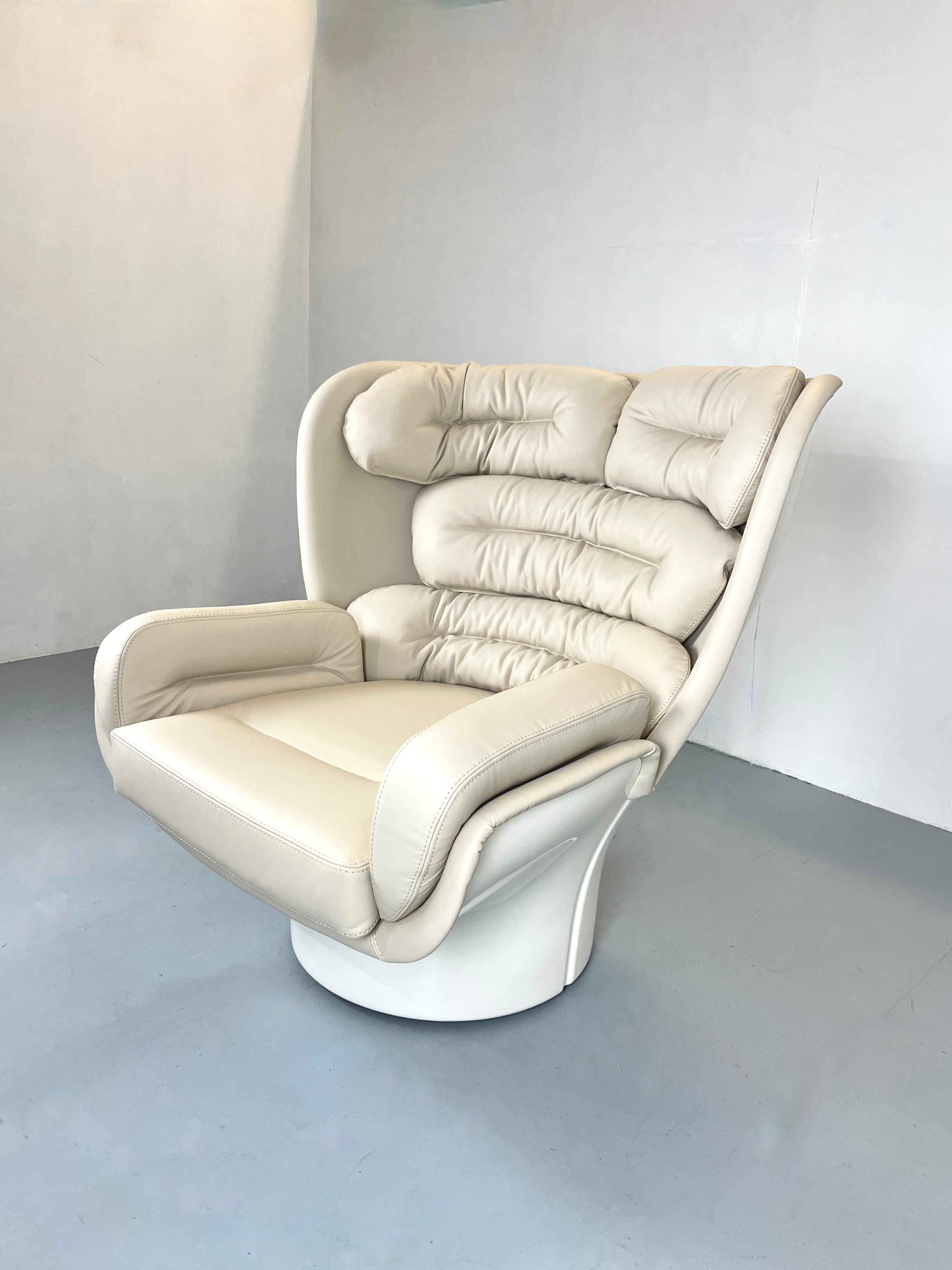 Italian NEW Elda Chair by Joe Colombo for Longhi, Italy  in white & taupe  For Sale