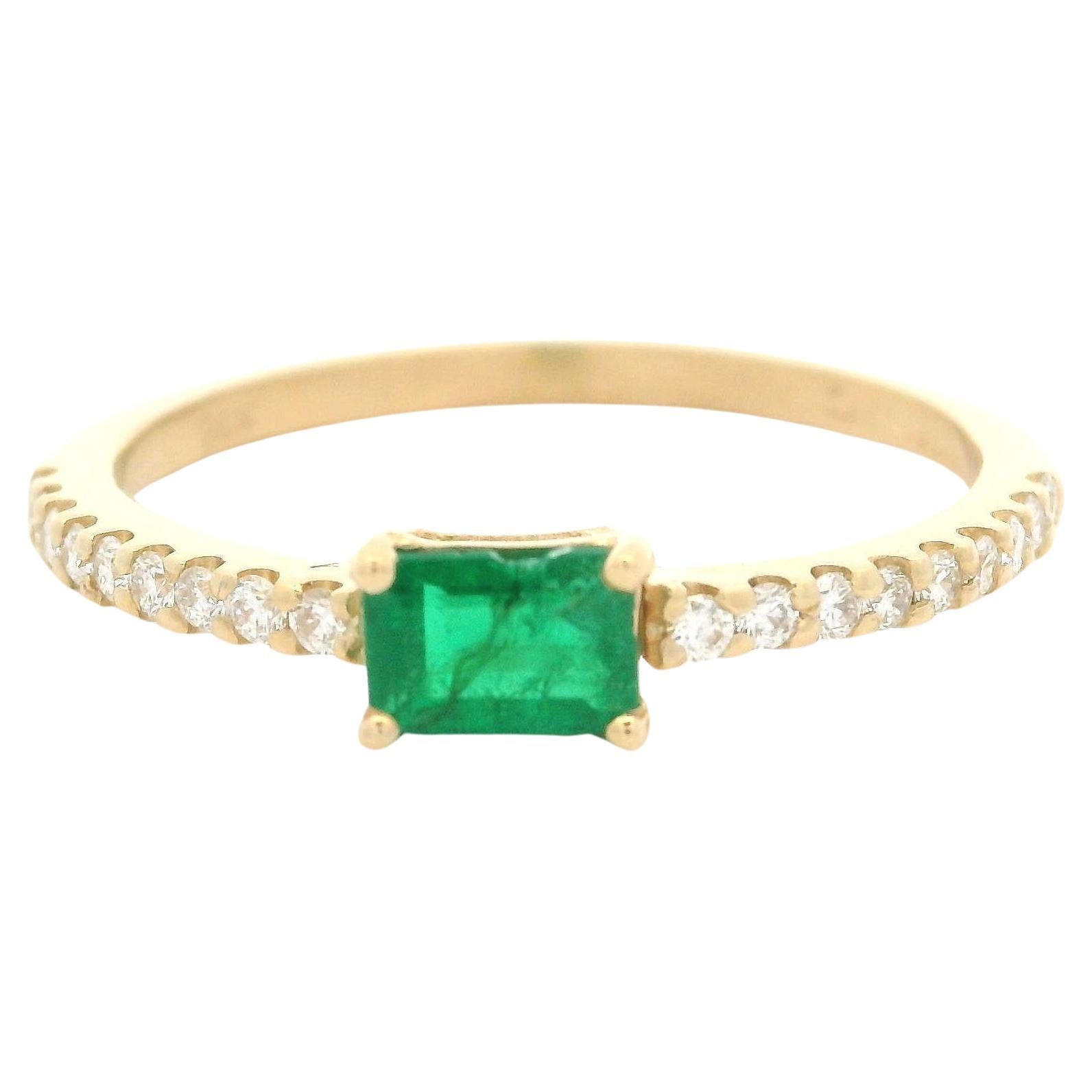 New Elegant 14k Yellow Gold 0.49ctw Emerald Diamond Sideways Stackable Ring