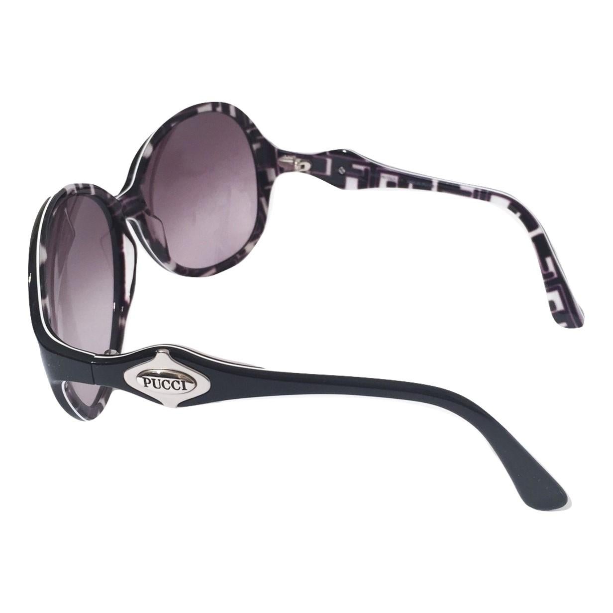 New Emilio Pucci Black Logo Sunglasses With Case & Box In New Condition In Leesburg, VA