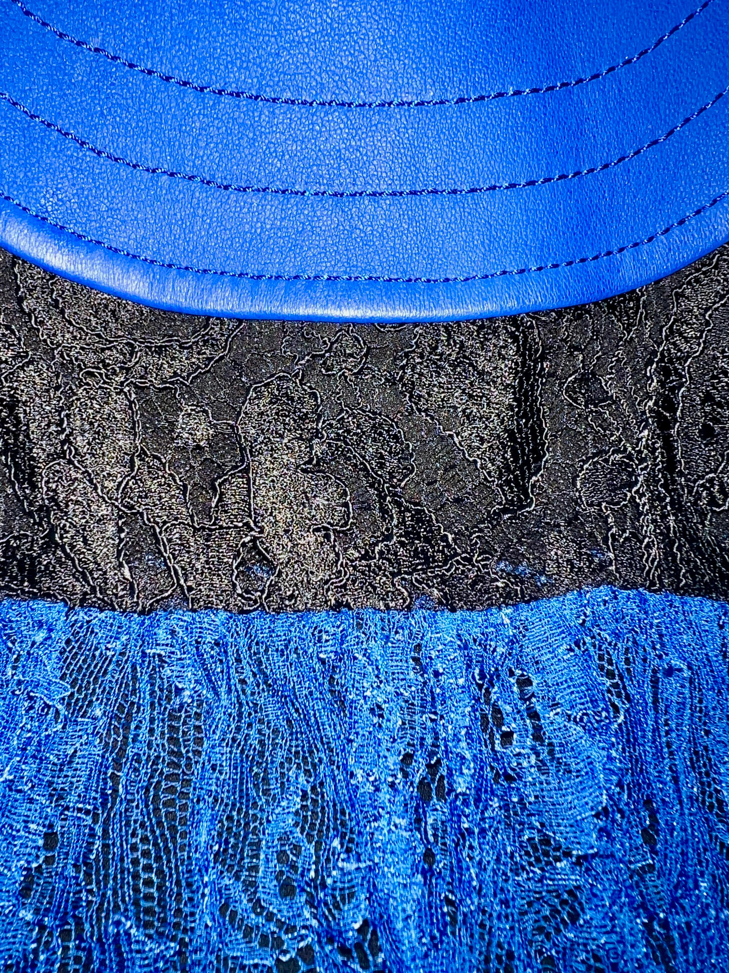 Emilio Pucci by Peter Dundas - Robe de soirée de cocktail en dentelle de soie et cuir, taille 42, état neuf Neuf - En vente à Switzerland, CH