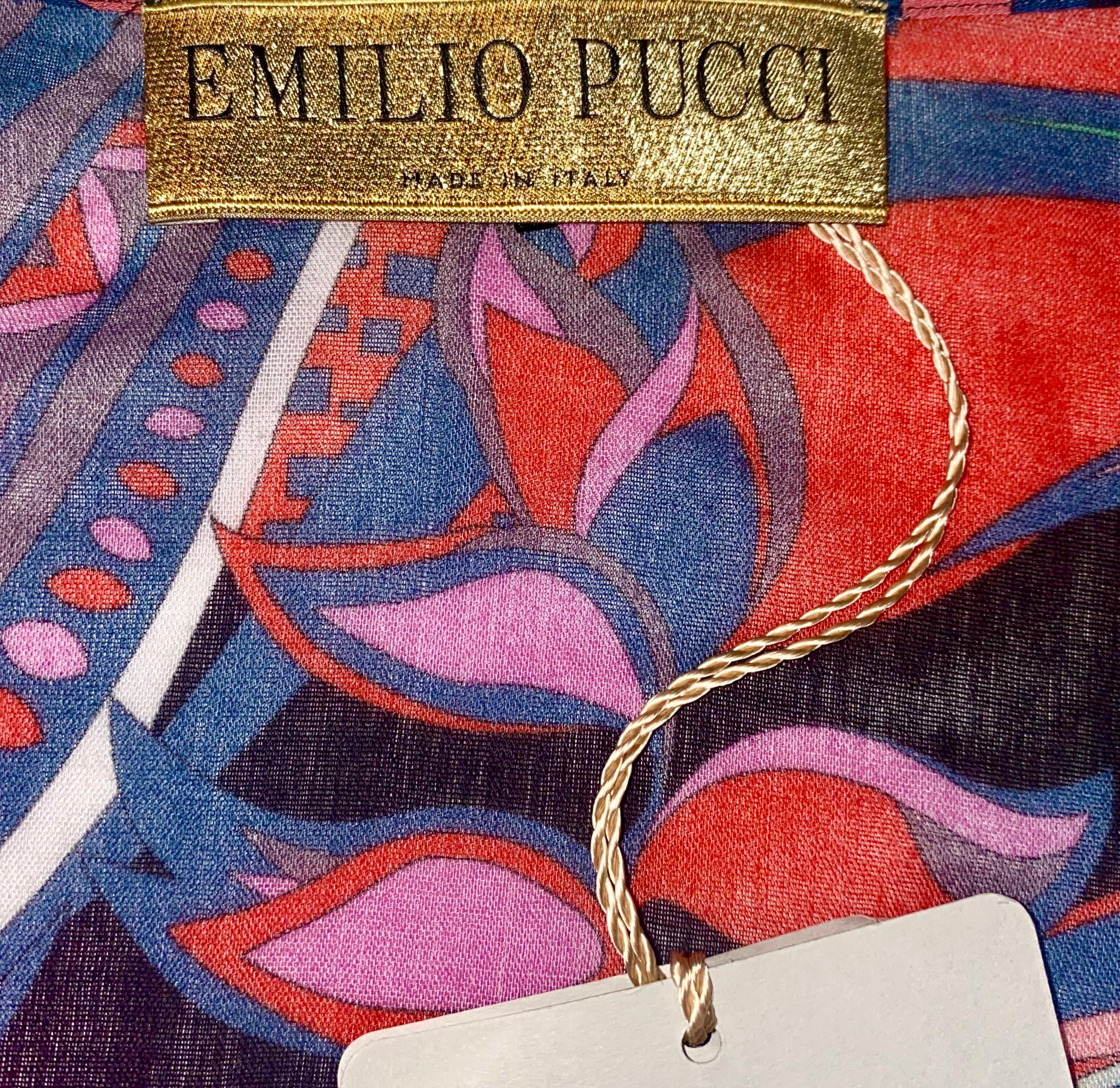 Emilio Pucci - Robe tunique caftan en voile imprimé signature multicolore, état neuf 1