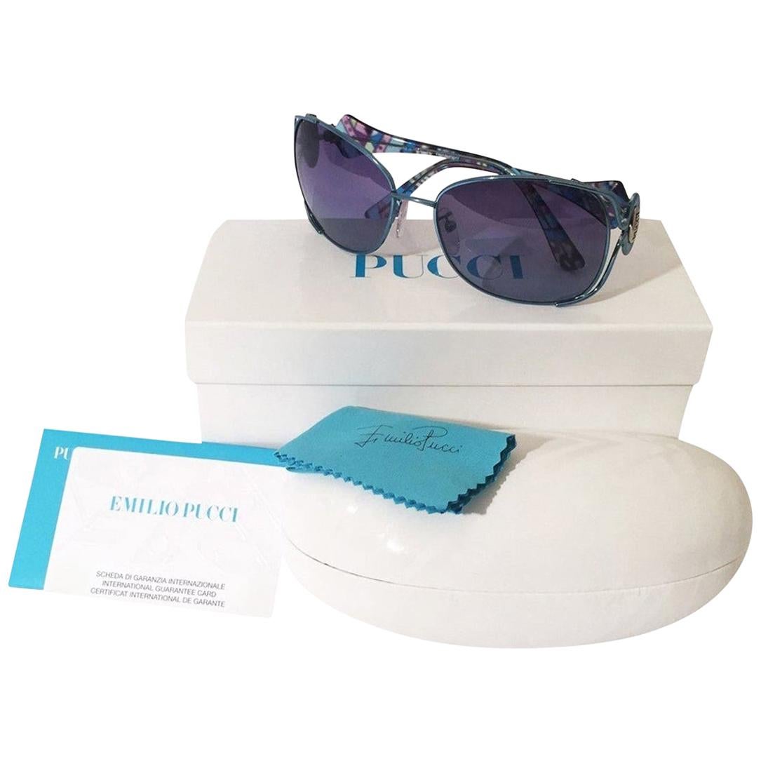  Emilio Pucci Sunglasses
Brand New
* Stunning Classic Pucci Sunglasses
* Teal Blue Aviator Frames
* Pucci Print Sides:
* Blues, Greens, Yellows & Pinks
* Silver Pucci Logo on Both Sides
* Handmade ZYL in Italy
* 100% UV Protection
* Comes with Case,