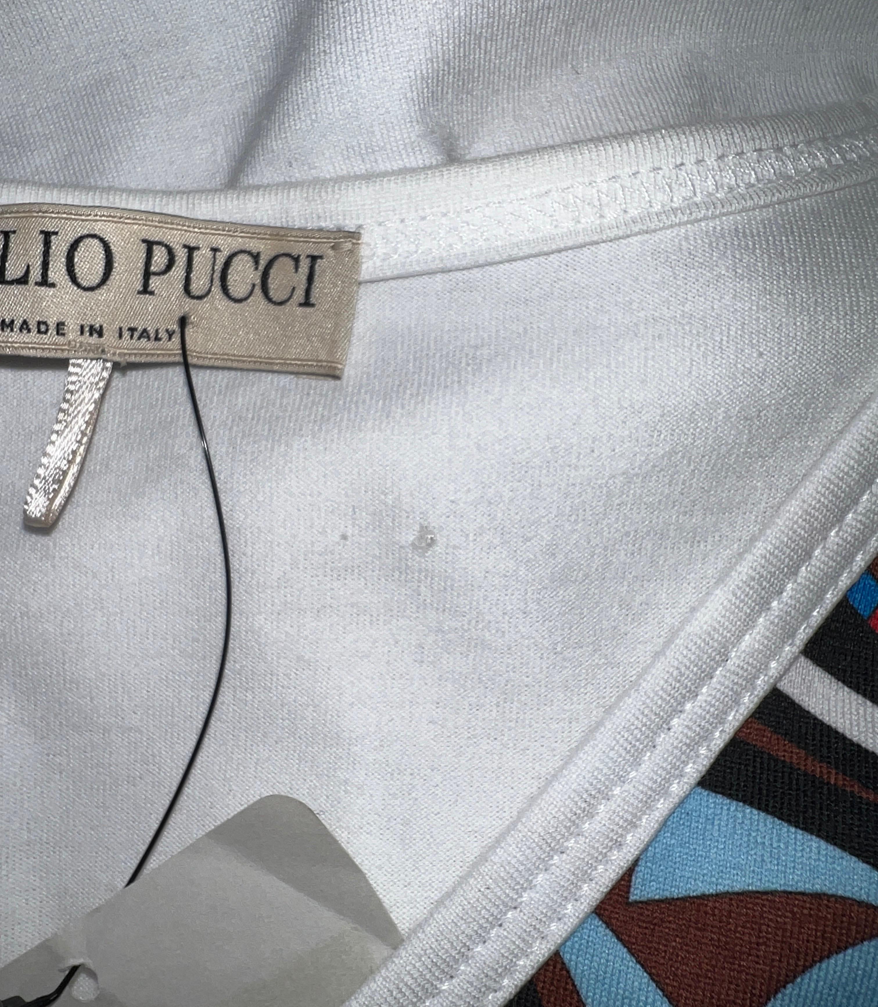 UNWORN Emilio Pucci Tropical Floral Animal Signature Print T-Shirt M For Sale 1