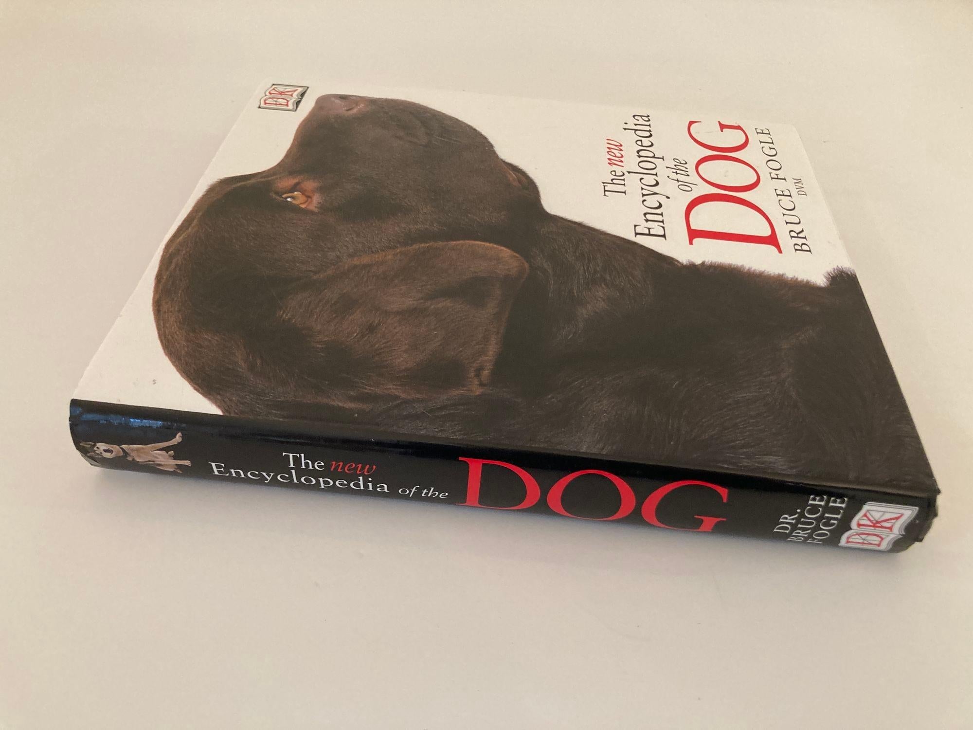 Américain New Encyclopedia of Dog Livre à couverture rigide de Bruce Fogle en vente