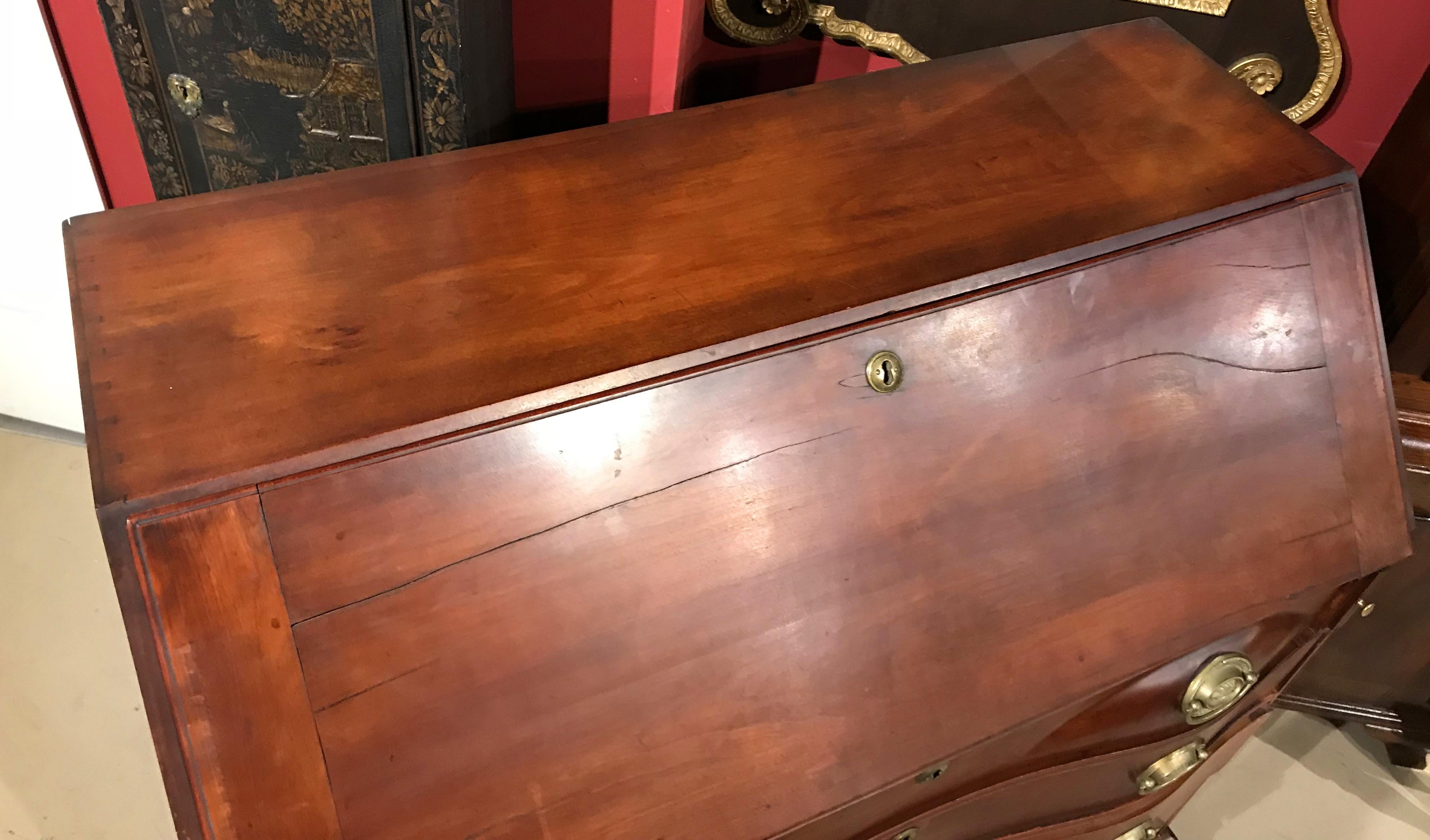 Hand-Carved New England Chippendale Cherry Oxbow Slant Front Desk, circa 1780-1800
