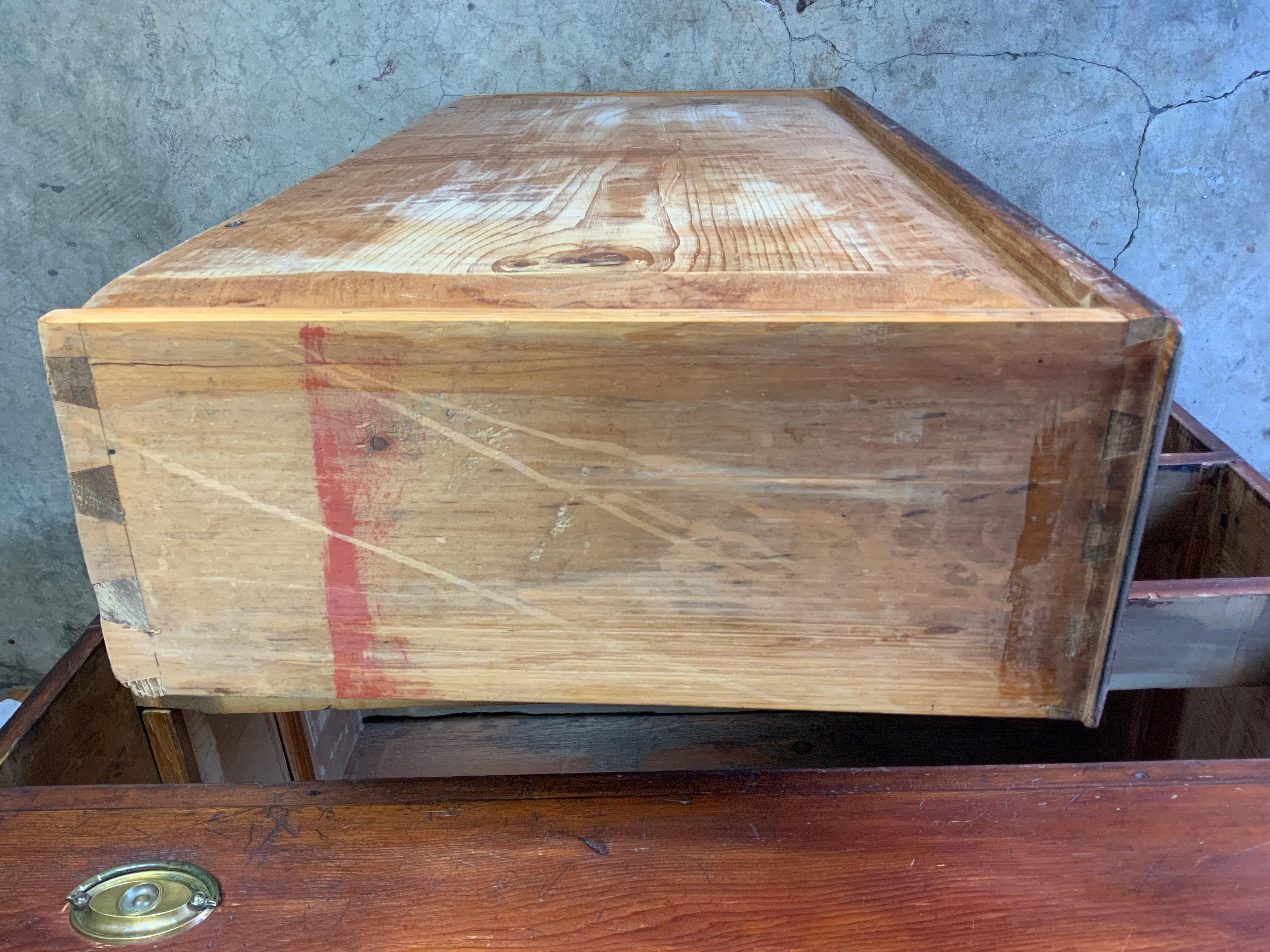 New England Chippendale Pine Mule Chest 11