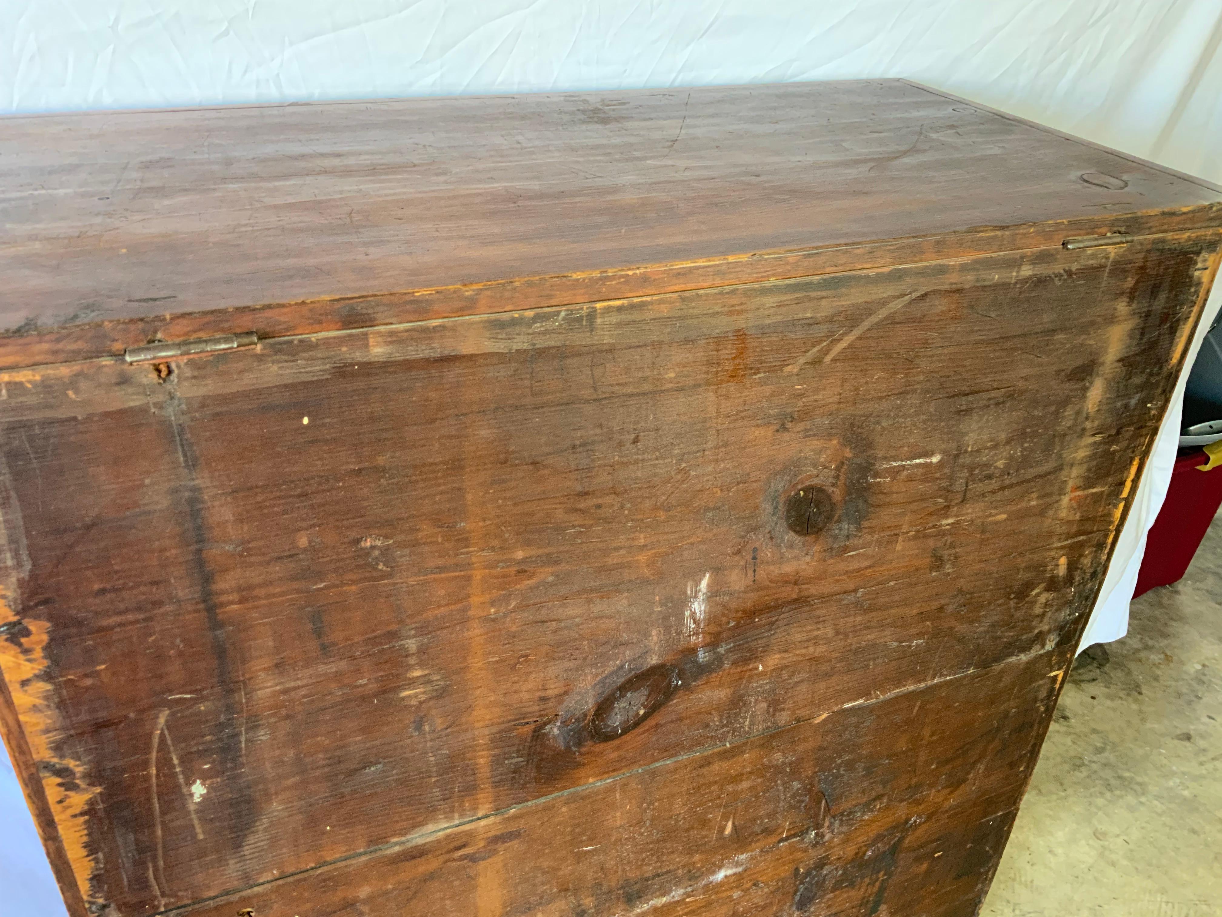 New England Chippendale Pine Mule Chest 3