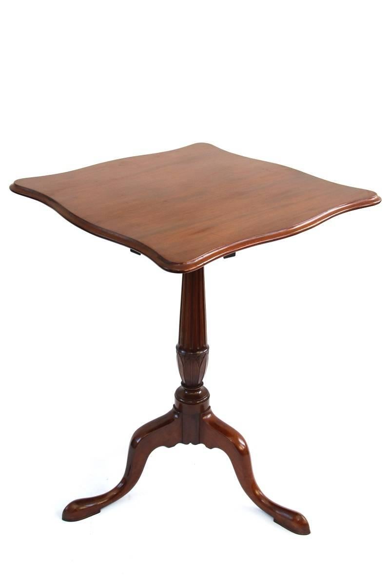 American New England Federal Mahogany Candlestand For Sale