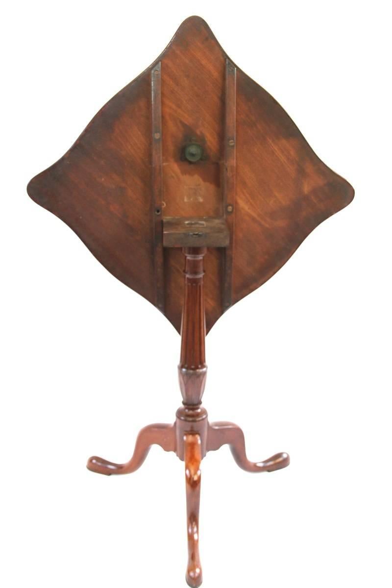 New England Federal Mahogany Candlestand For Sale 4