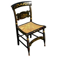 Chaise de style Hitchcock de la Nouvelle-Angleterre avec assise en jonc tissé