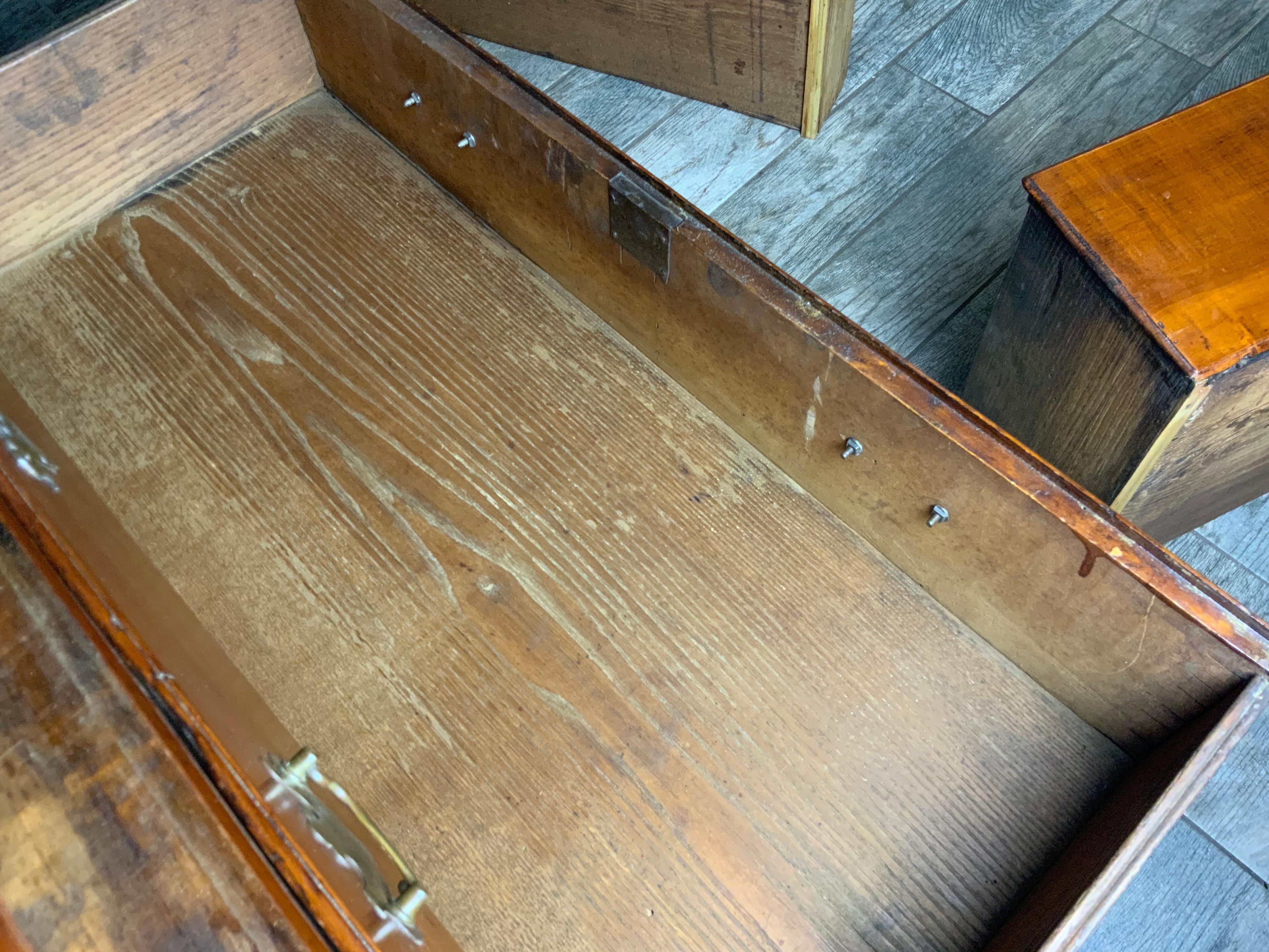 New England Maple Six Drawer Chippendale Chest For Sale 15