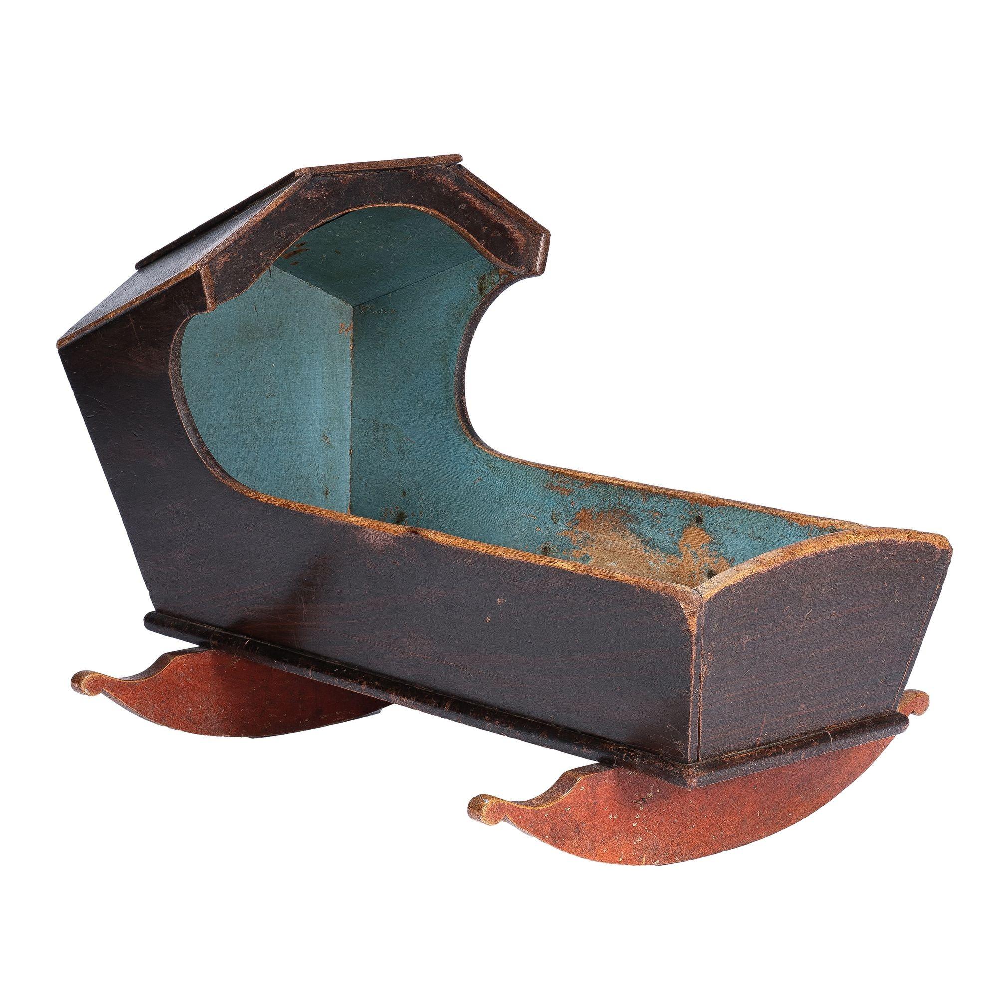 Pine New England painted and grained hooded rocking cradle, 1780-1810 For Sale