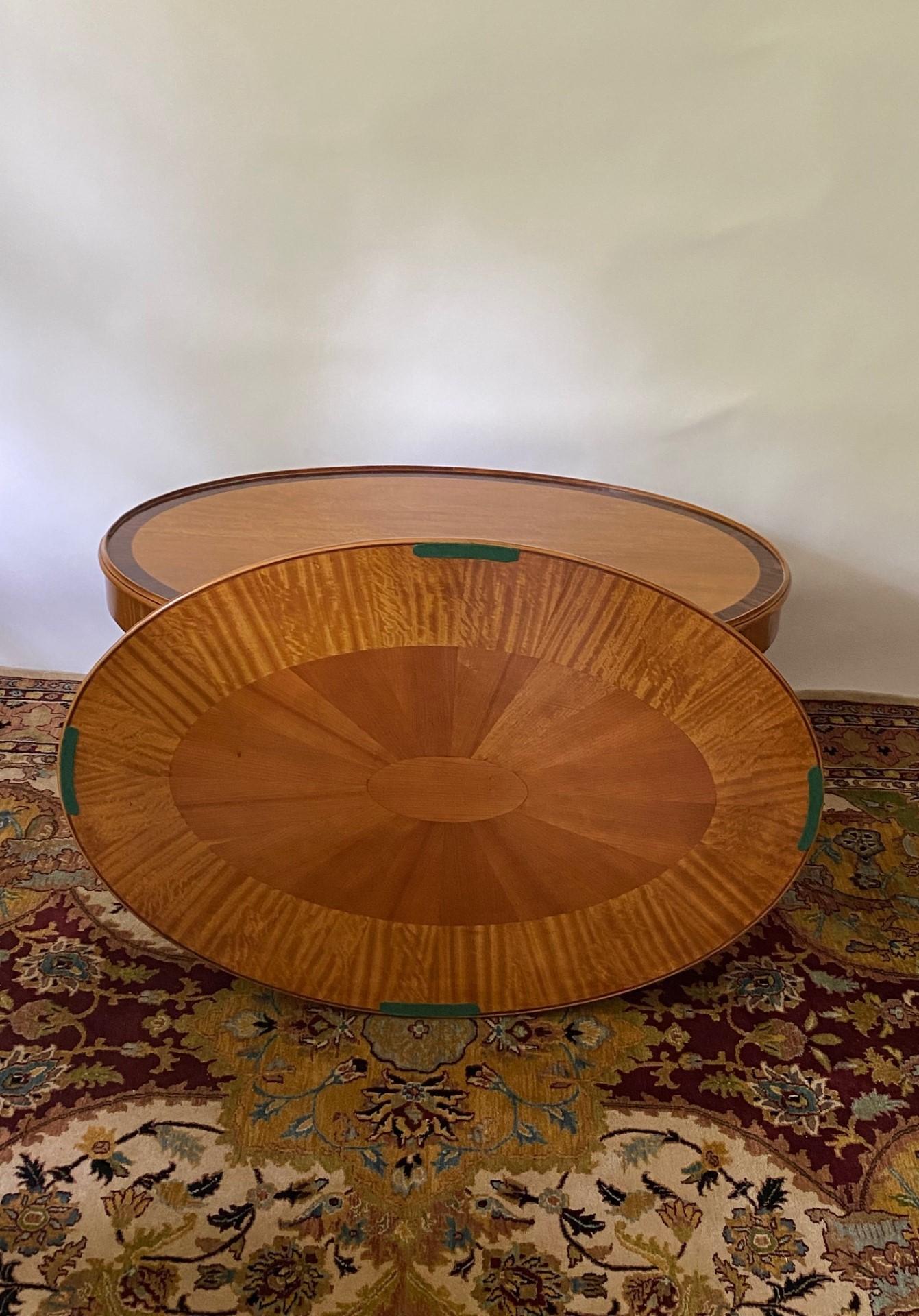 New English-Made Wood & Hogan Sheraton Style Satinwood Inlay Tray Table in Stock For Sale 4