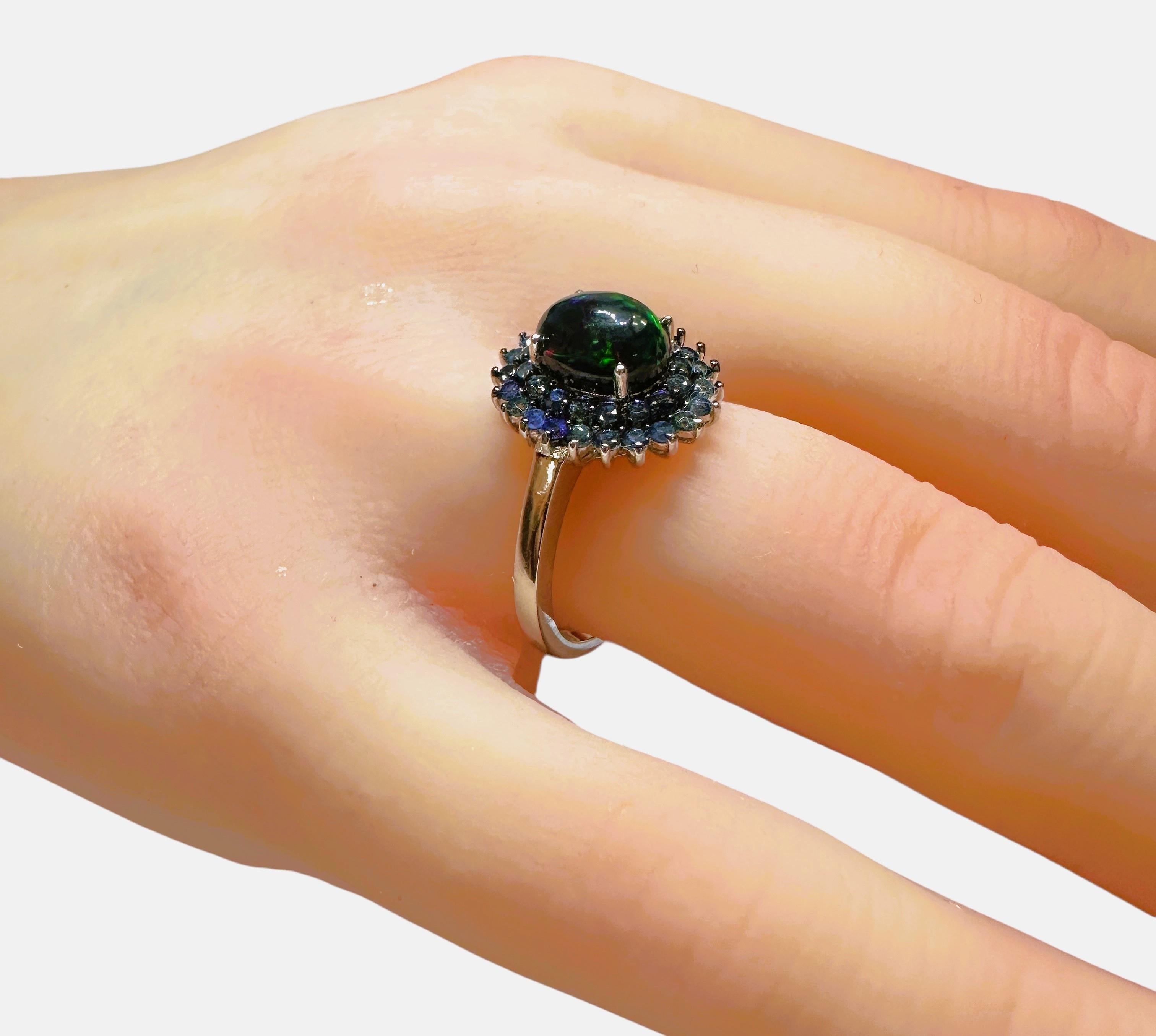 Bague éthiopienne nouvelle de 1,2 carat, opale noire et saphir bleu taillé en diamant 2