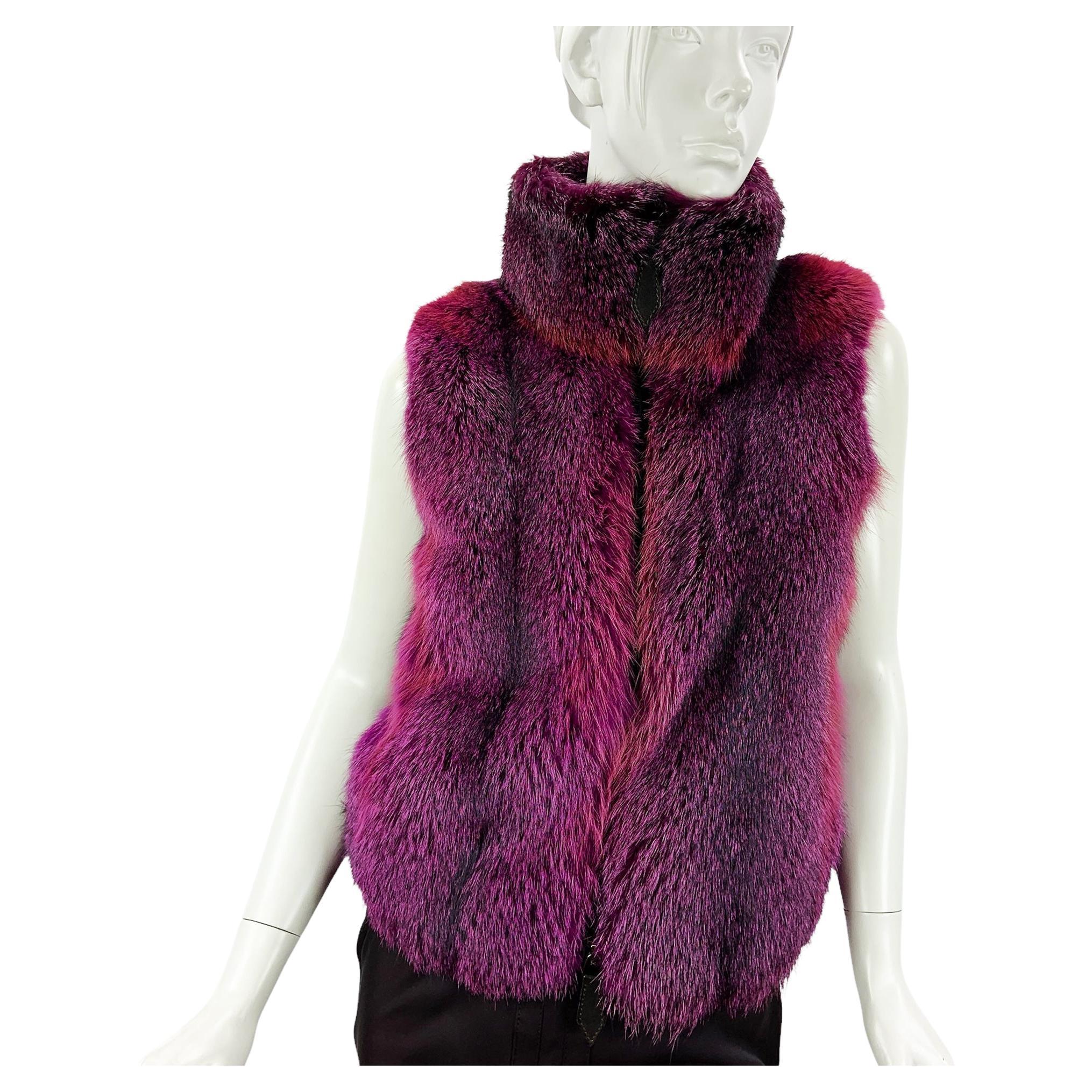 Etro, Gilet en véritable fourrure rose pourpre avec col, taille S/M