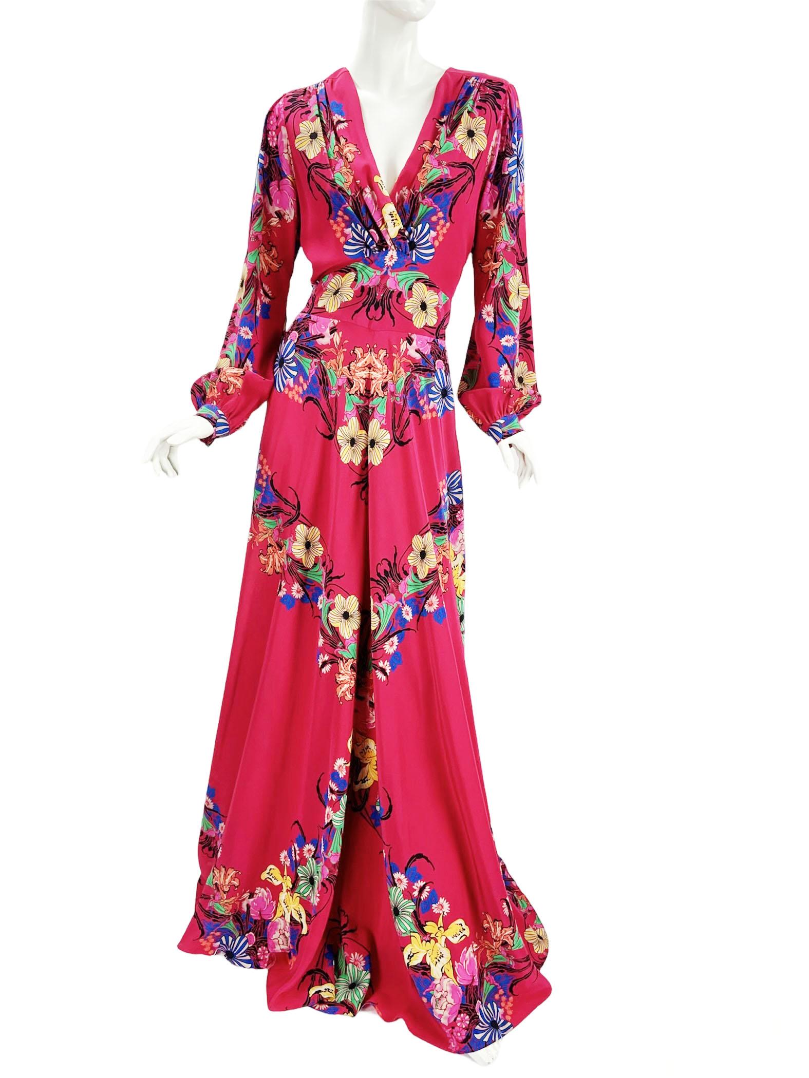 Etro - Robe longue italienne en soie à imprimé floral fuchsia, taille 42, état neuf Neuf - En vente à Montgomery, TX