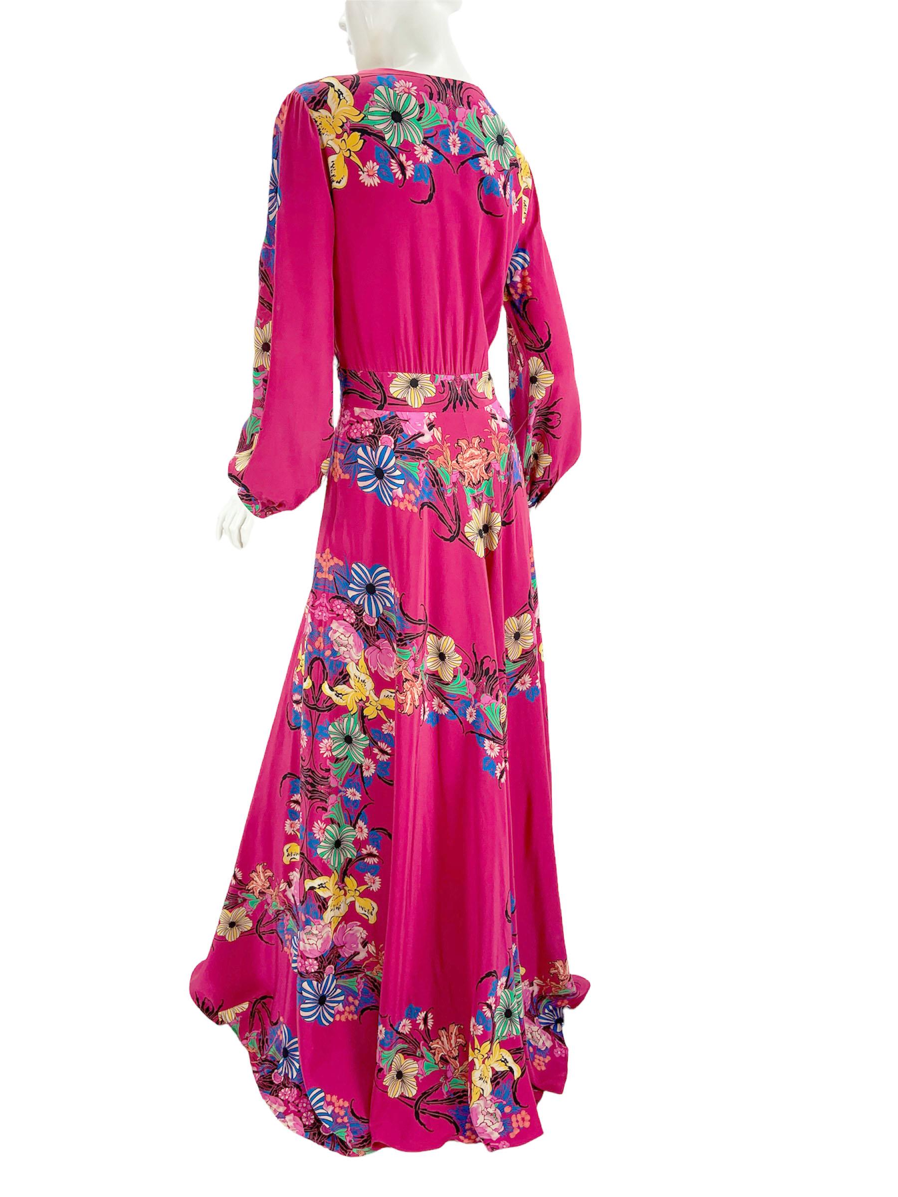 Etro - Robe longue italienne en soie à imprimé floral fuchsia, taille 42, état neuf Pour femmes en vente