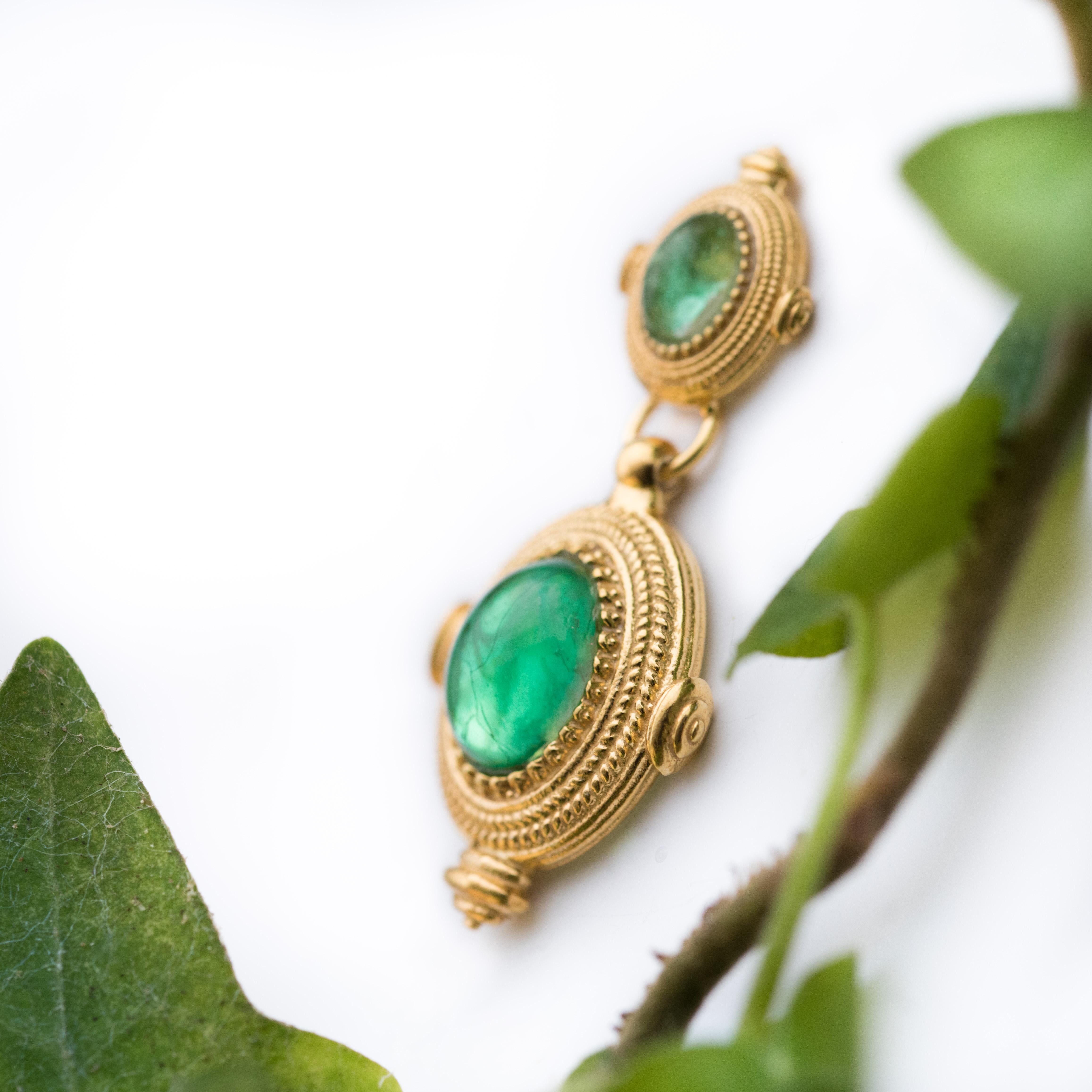 New Etruscan Spirit Vermeil Green Cristal Dangle Earrings In New Condition In Poitiers, FR
