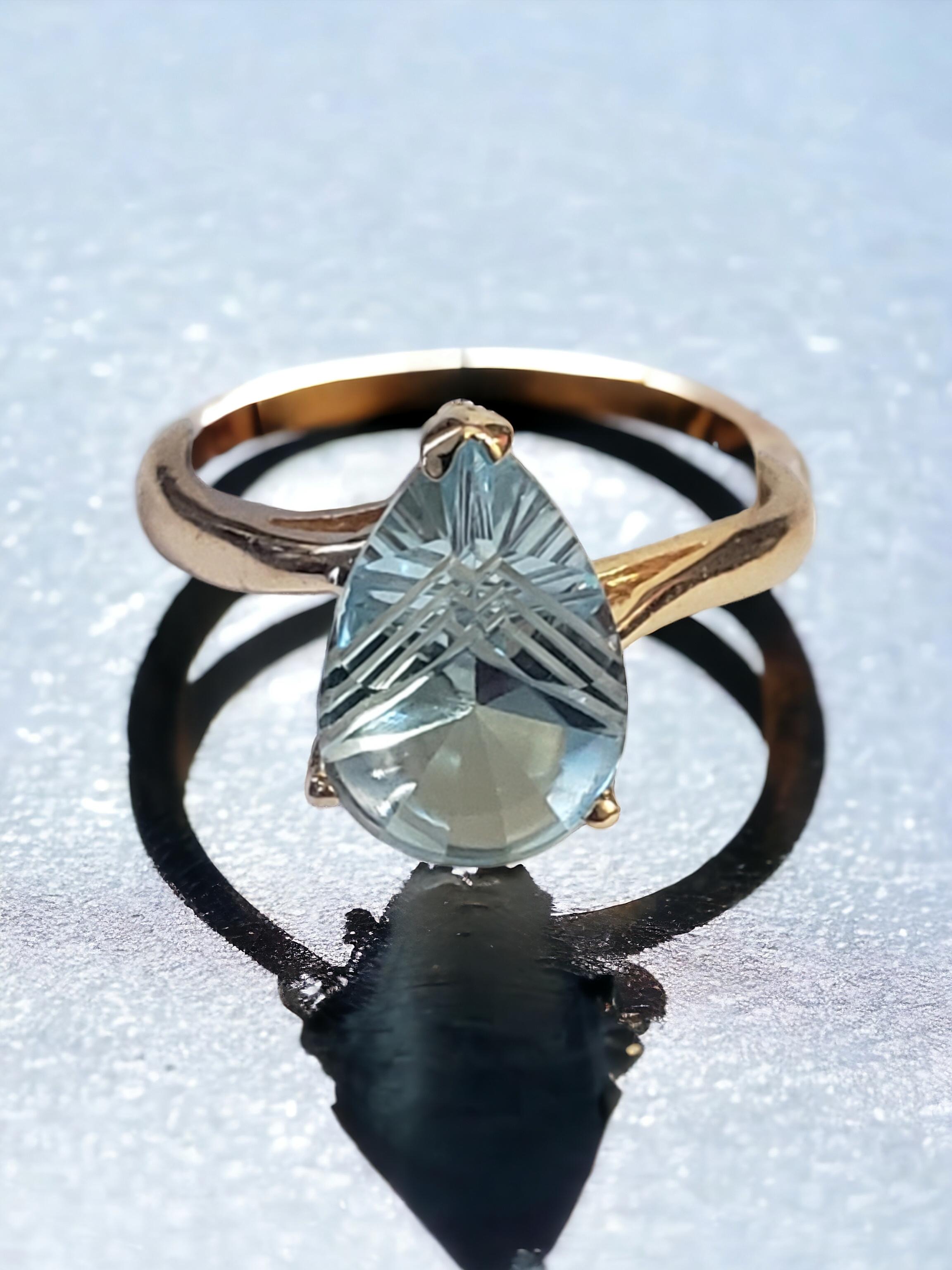 NEW Fantasy Special Cut 3 Ct. Natural Sky Blue Topaz Ring in 14k Yellow Gold For Sale 7