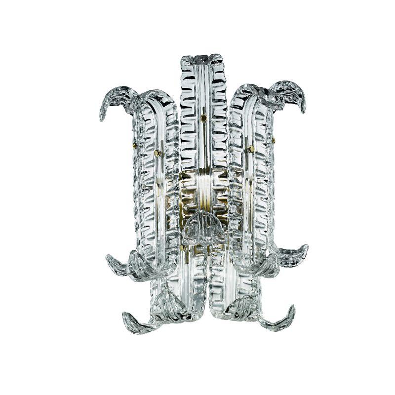 For a plunge into an evocative Déco mood that takes its cue from the glamour of the 1920s and 1930s. The charm of a cascade of light composed of sparkling and voluptuous leaves of Venetian crystal, delicately curled at the extremities.
 
