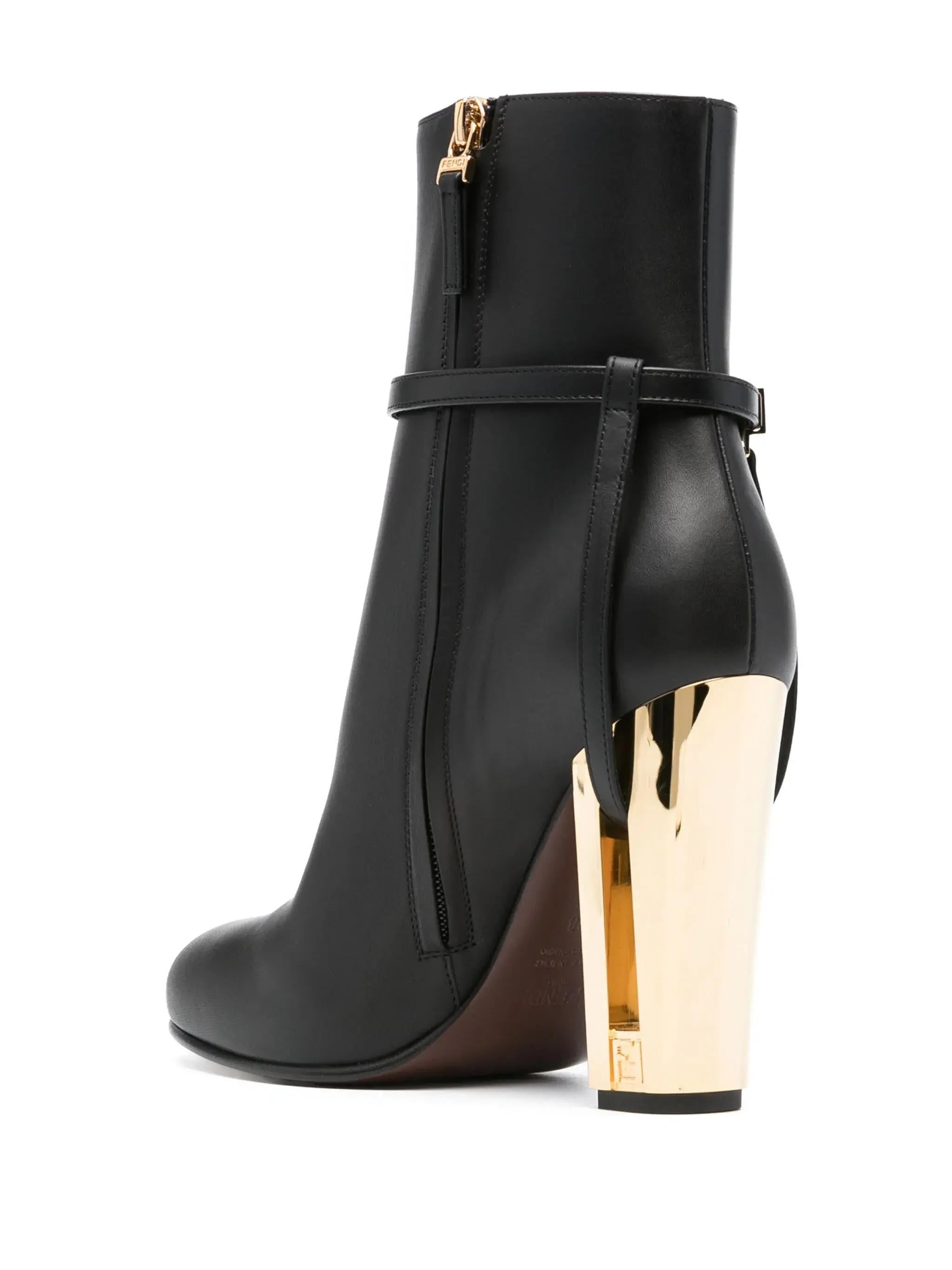 Nuovo Fendi 2023 Delfina Booties Taglia 40 in vendita 2