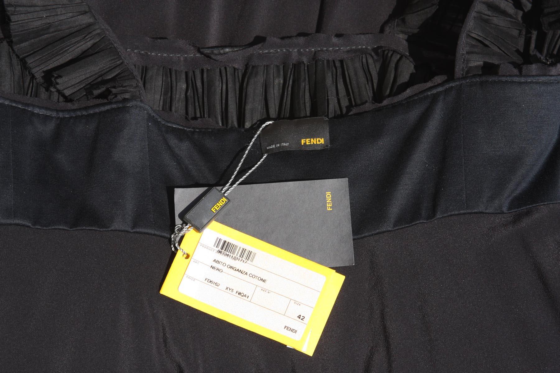 New Fendi Baby Doll Black Plisse-Organza Mini Dress It.42 For Sale 4