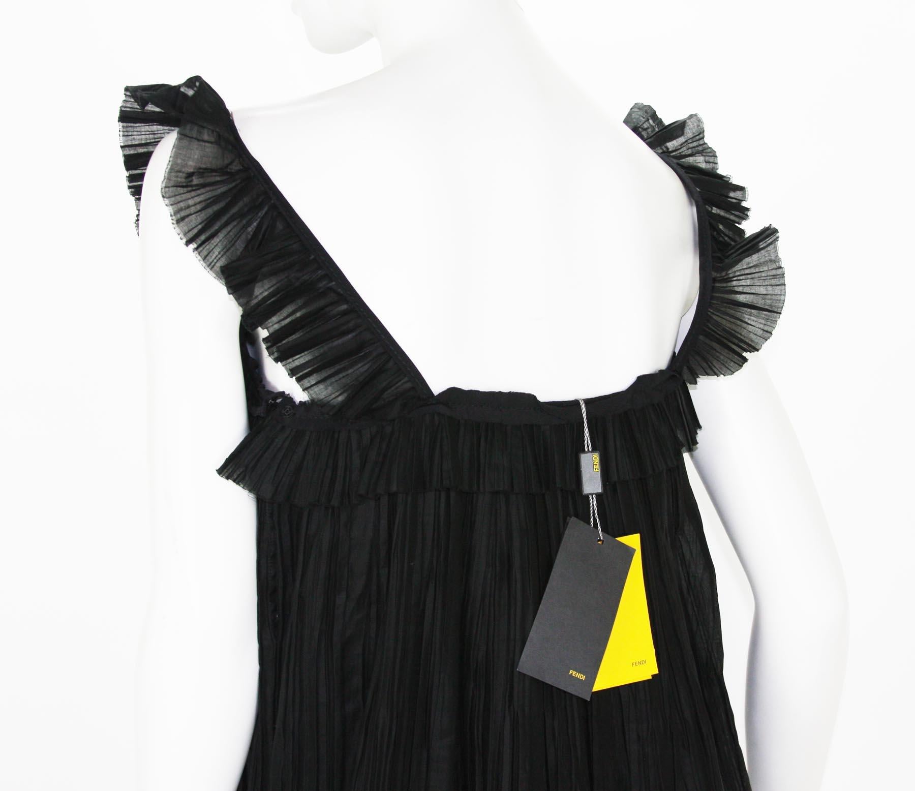 New Fendi Baby Doll Black Plisse-Organza Mini Dress It.42 For Sale 3