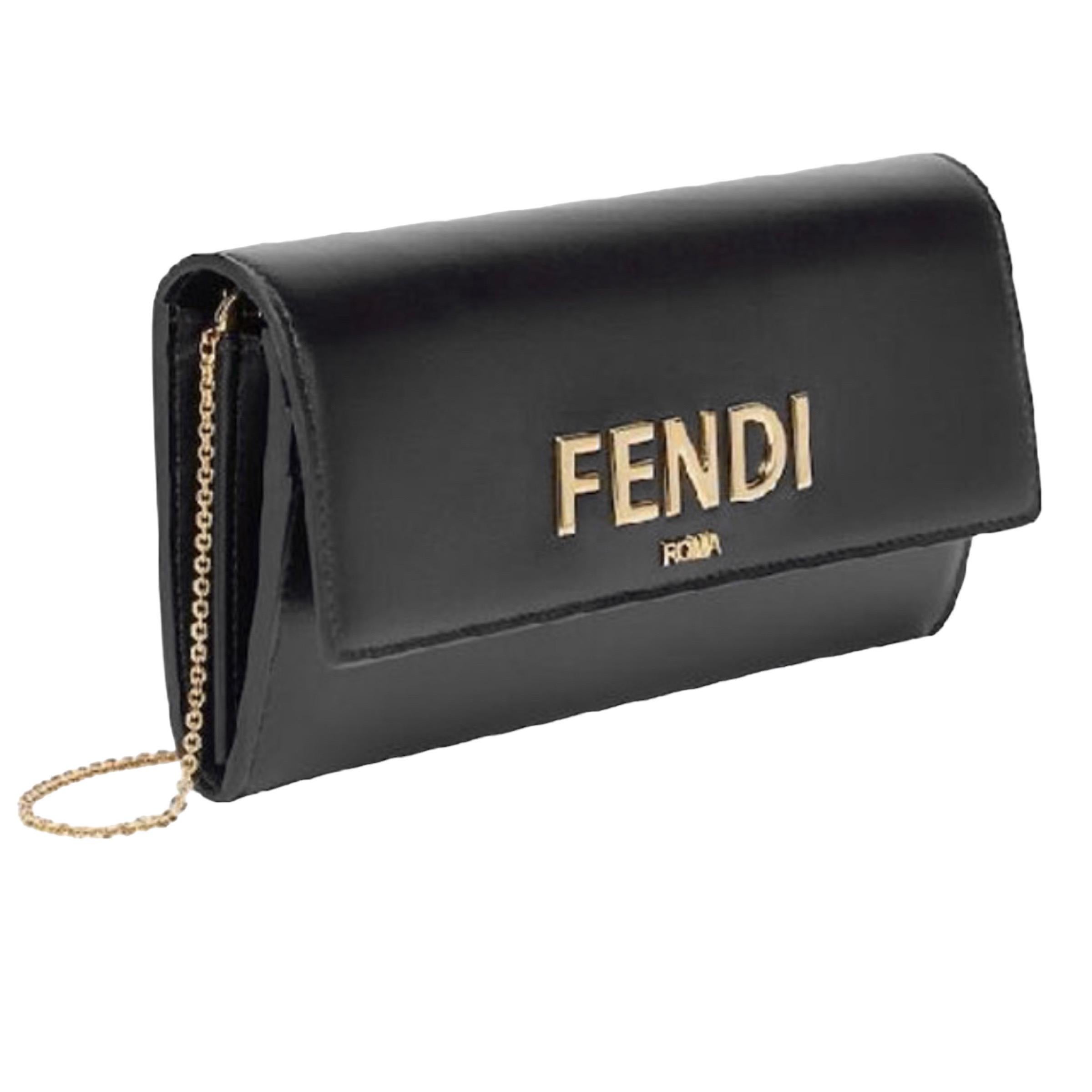 New Fendi Black Roma Leather Continental Wallet Clutch Crossbody Bag

Authenticity Guaranteed

DETAILS
Brand: Fendi
Condition: Brand new
Gender: Women
Category: Clutch
Color: Black
Material: Leather
Front logo plaque
Gold-tone hardware
Removable