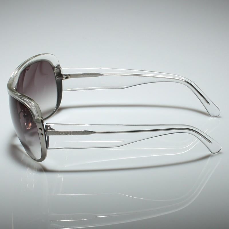 New Fendi Clear Lucite and Silver Sunglasses with Case In New Condition In Leesburg, VA